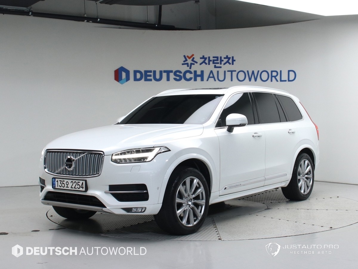 Автомобиль Volvo XC90