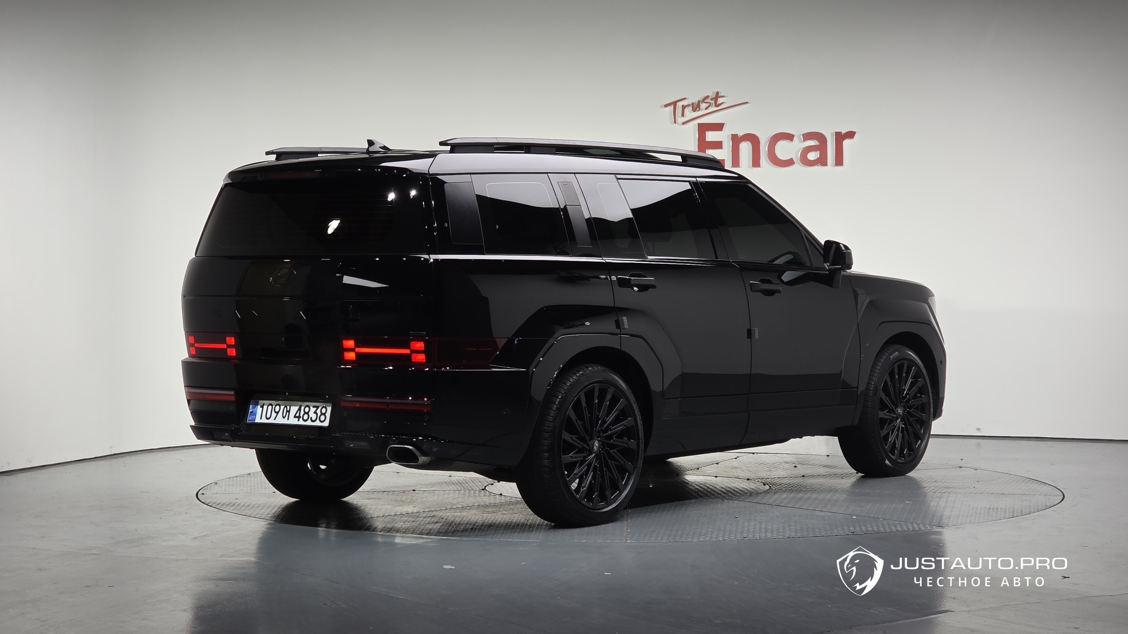 Автомобиль Hyundai Santafe