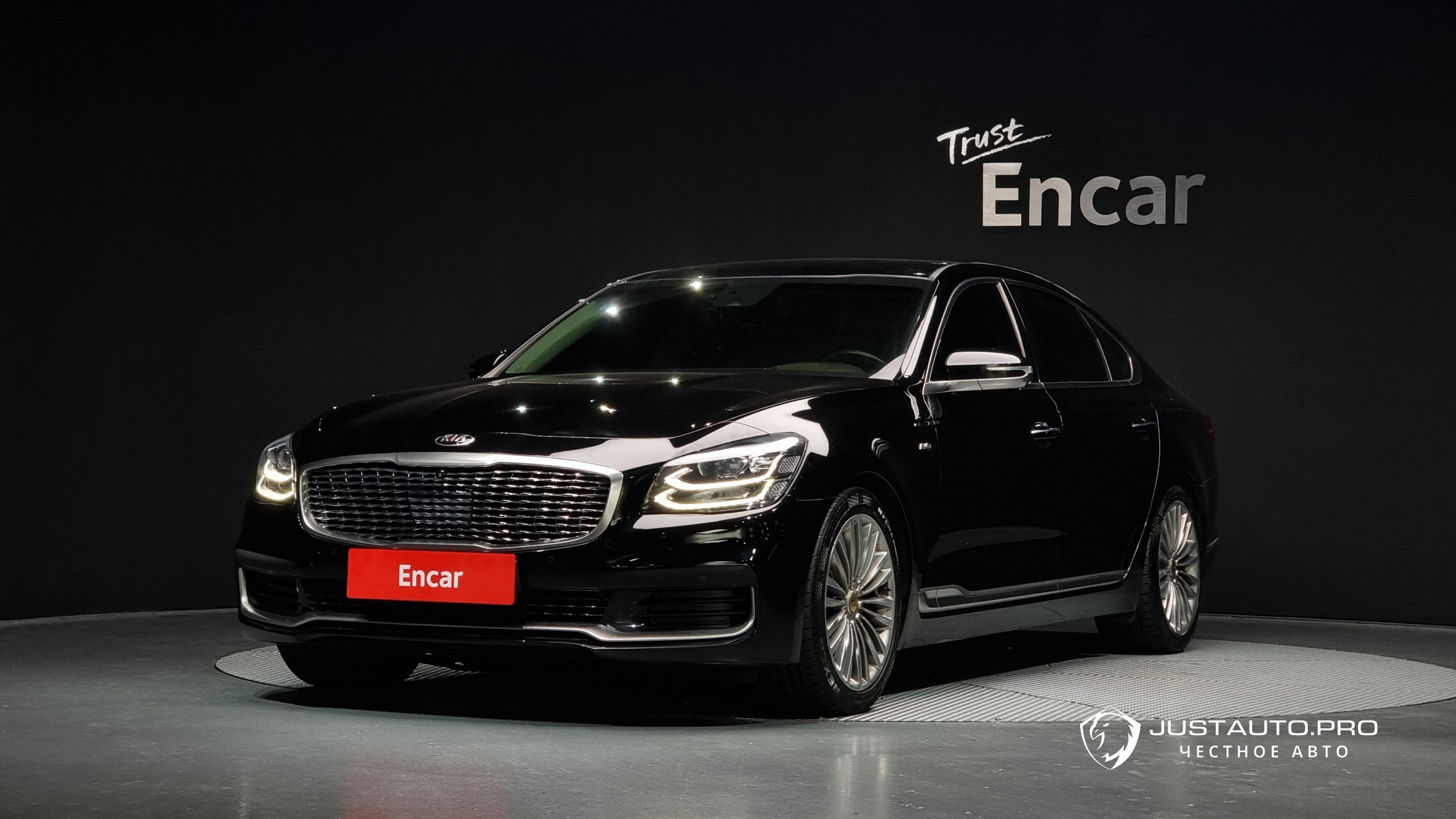 Автомобиль Kia K9
