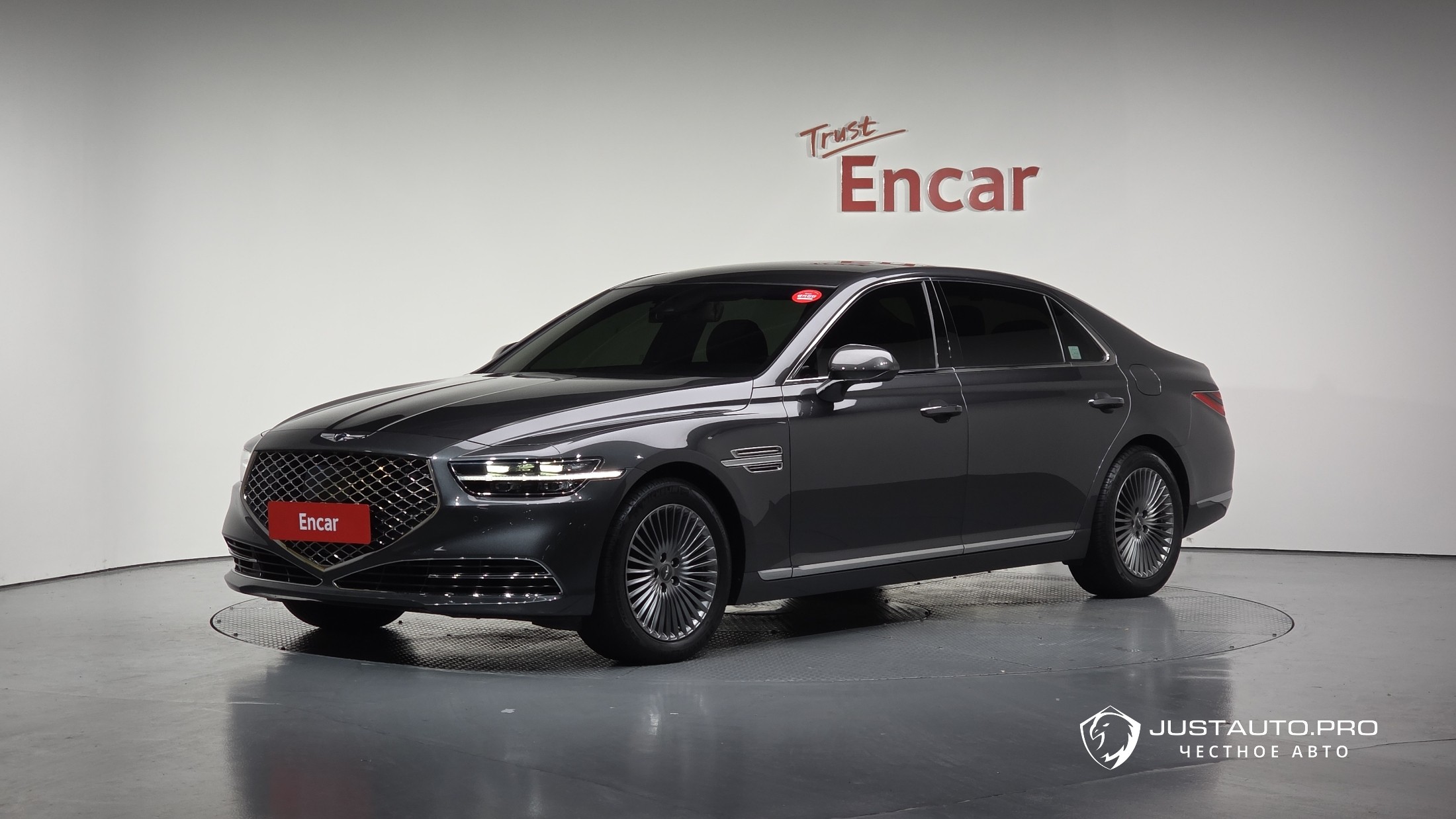 Автомобиль Genesis G90