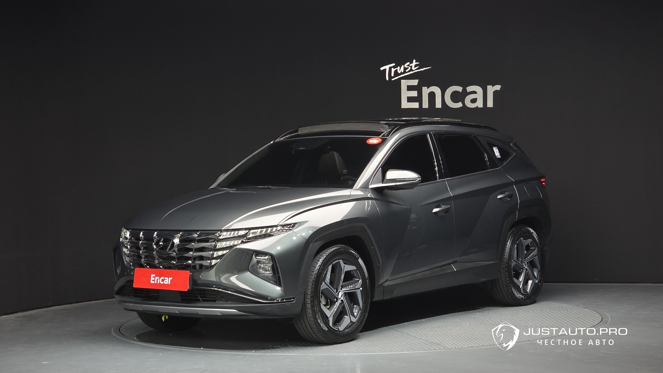 Автомобиль Hyundai Tucson