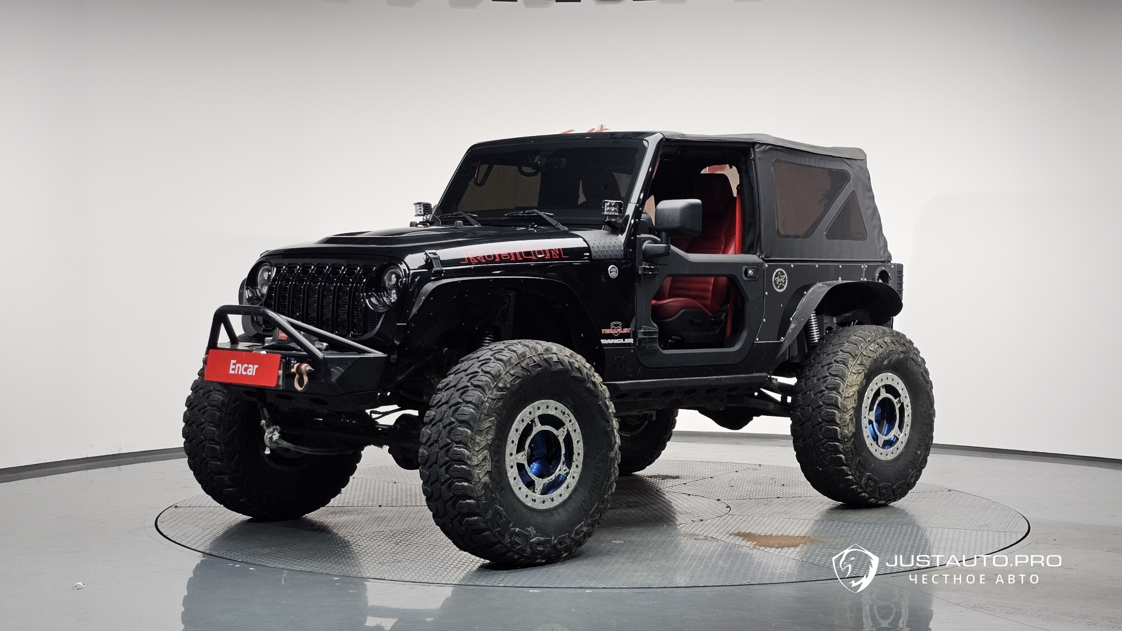 Автомобиль Jeep Wrangler