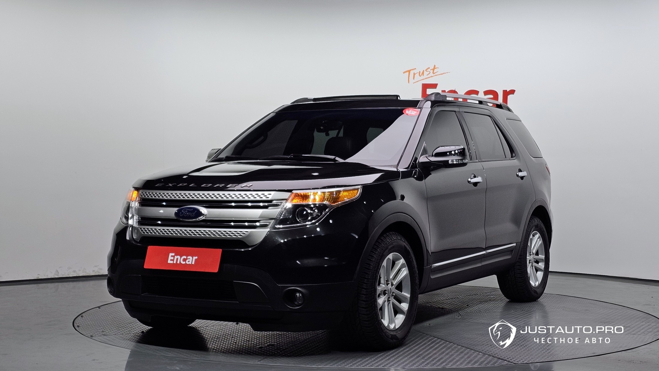 Автомобиль Ford Explorer