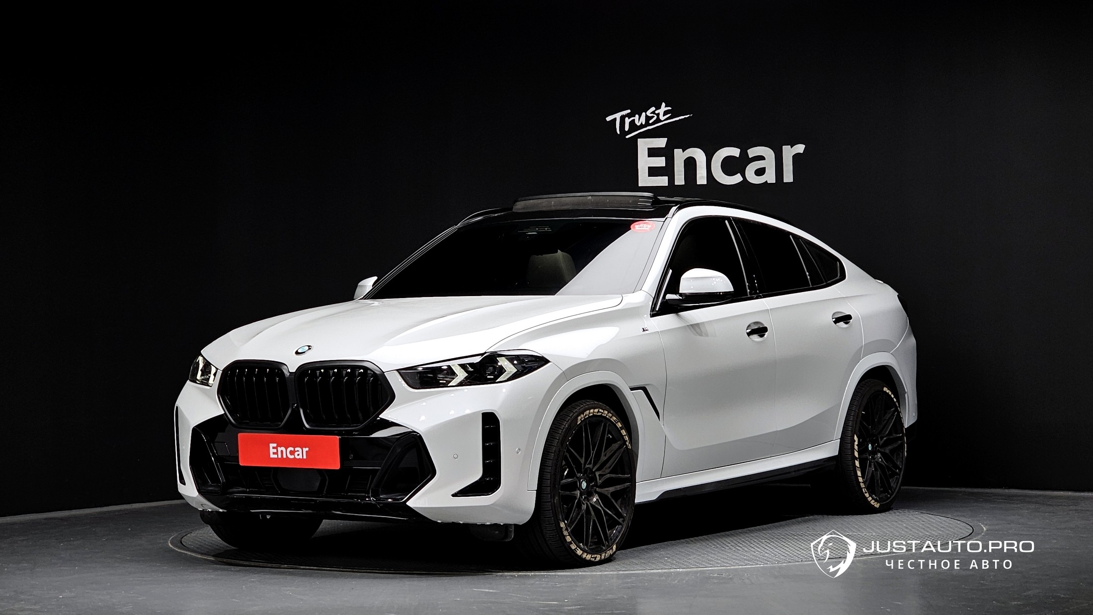 Автомобиль BMW X6