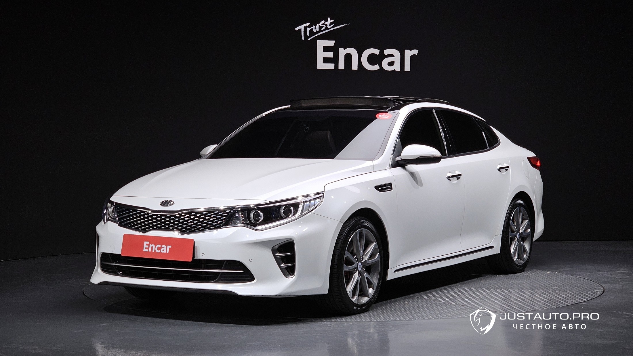 Автомобиль Kia K5