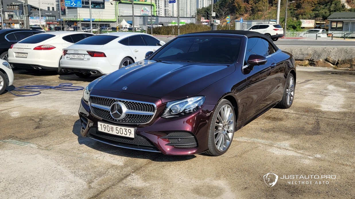 Автомобиль Mercedes-Benz E-Class