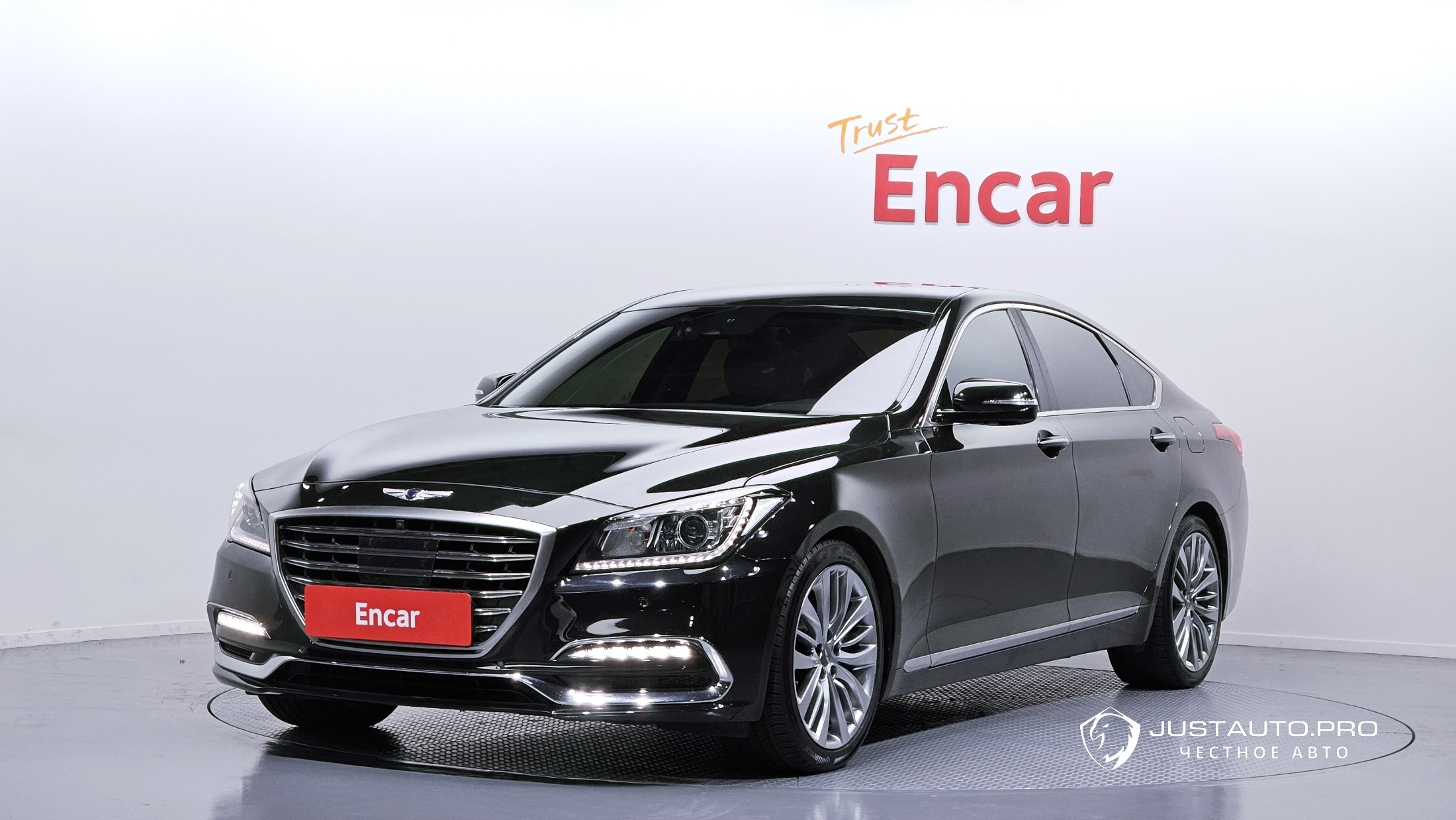 Автомобиль Genesis G80