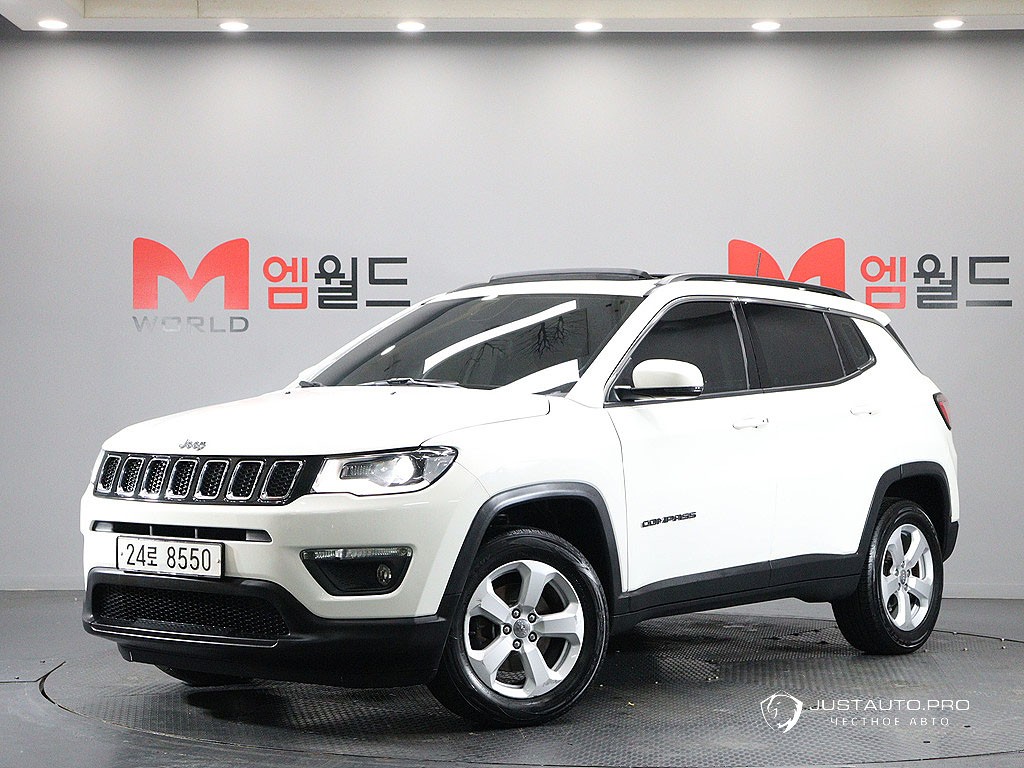 Автомобиль Jeep Compass