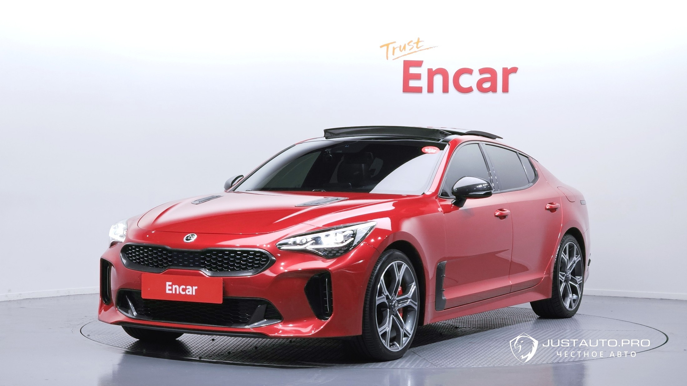 Автомобиль Kia Stinger