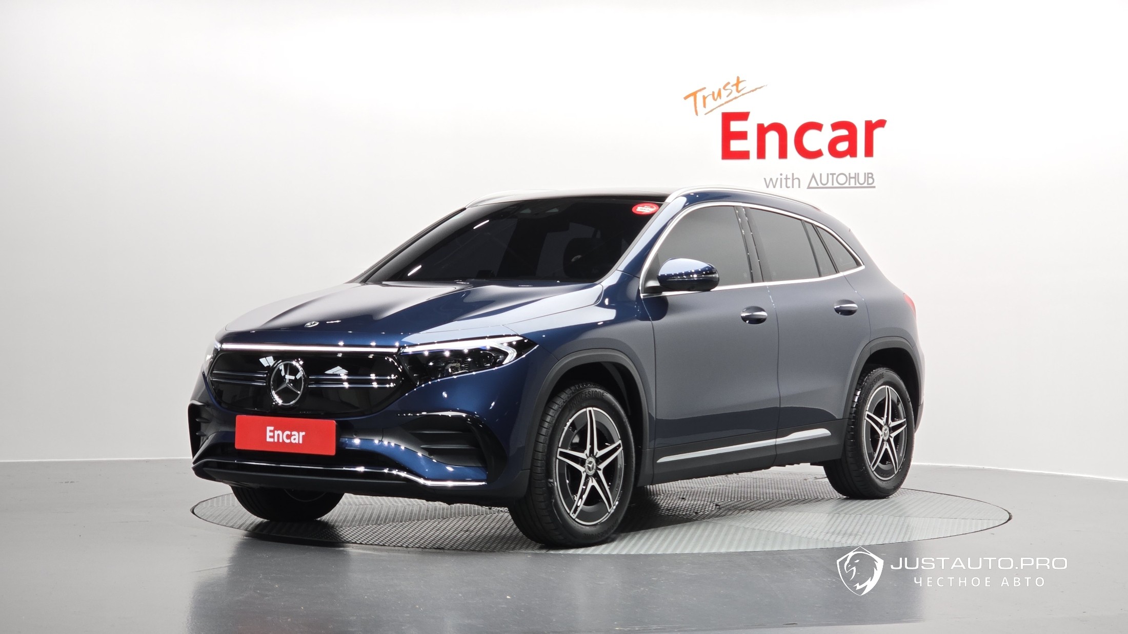 Автомобиль Mercedes-Benz EQA