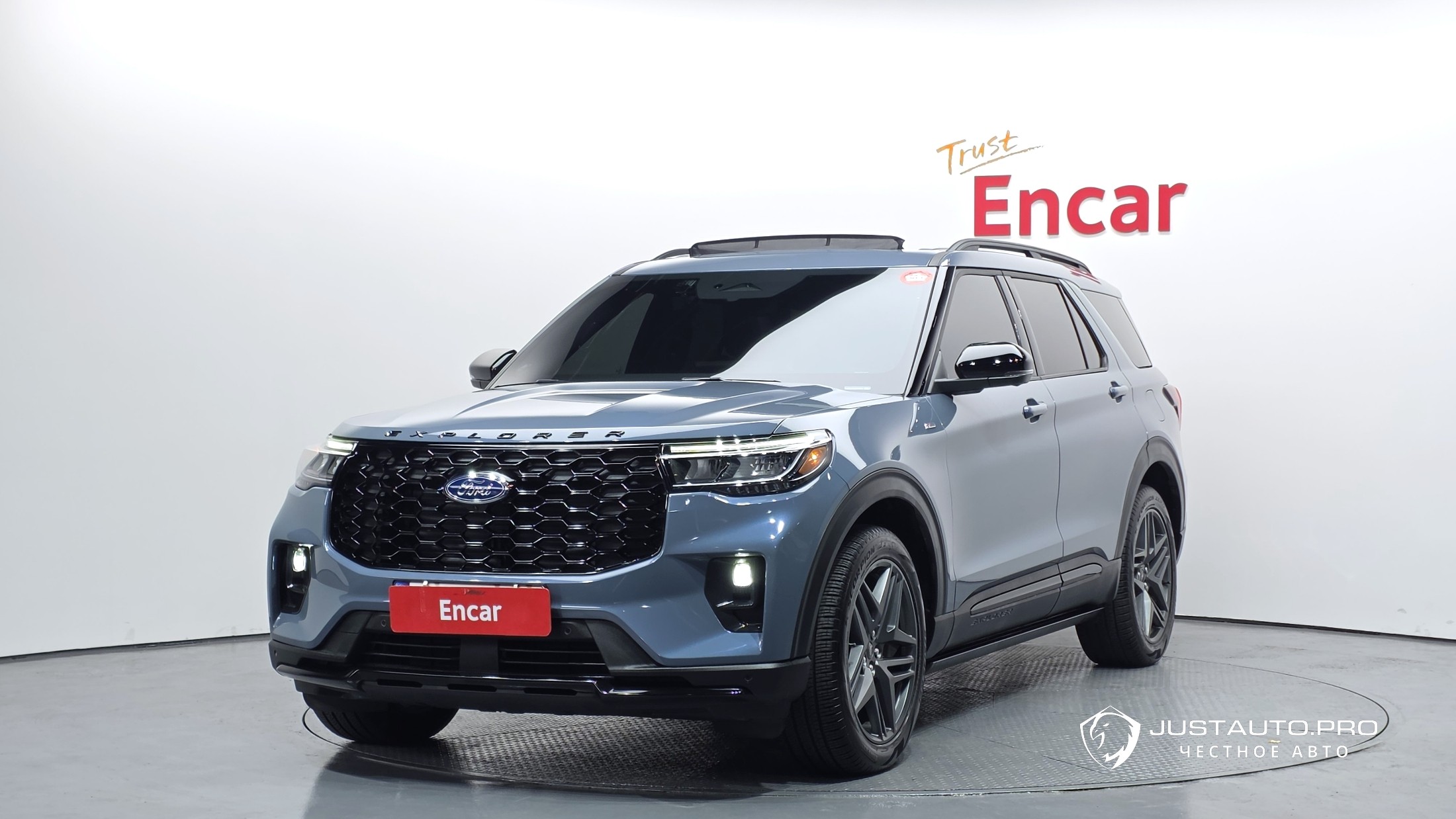 Автомобиль Ford Explorer