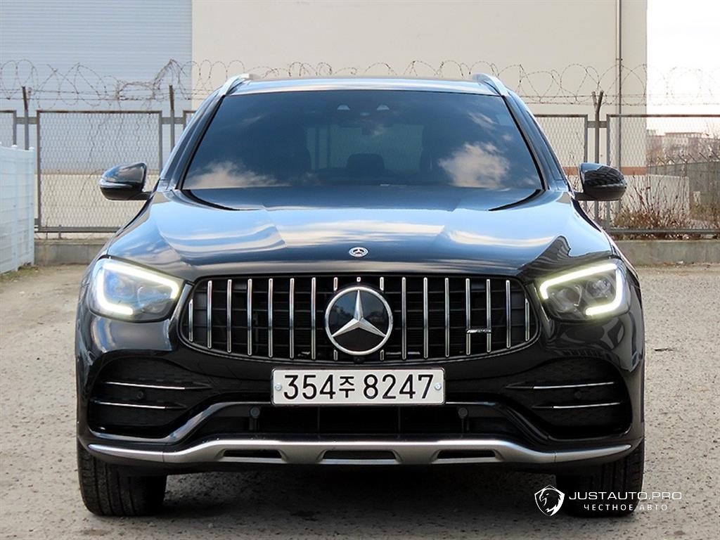 Автомобиль Mercedes-Benz GLC-Class