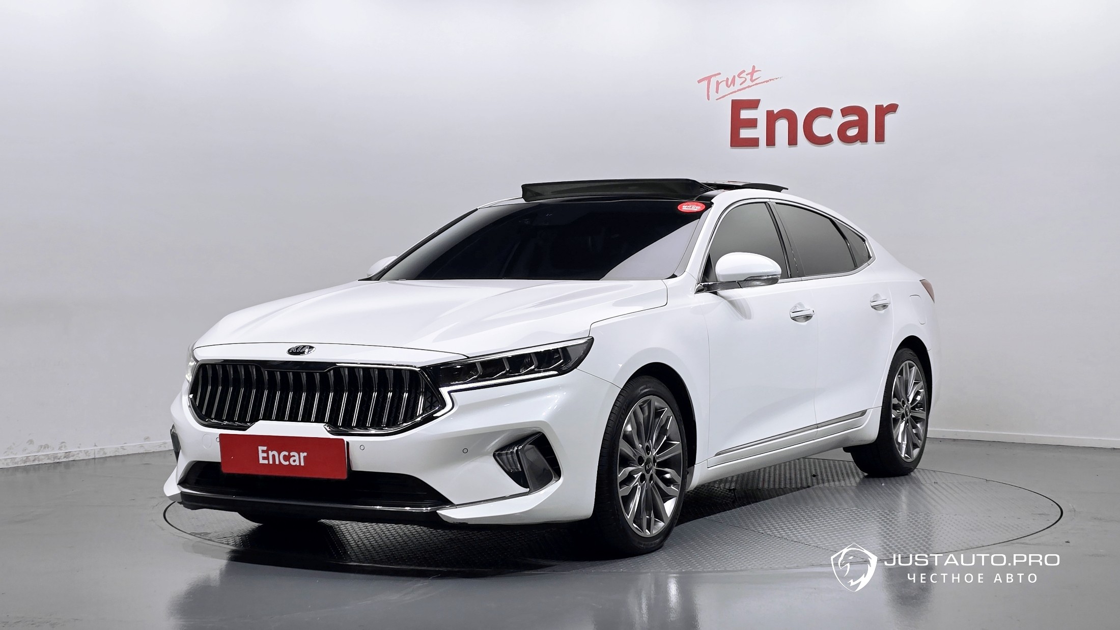 Автомобиль Kia K7