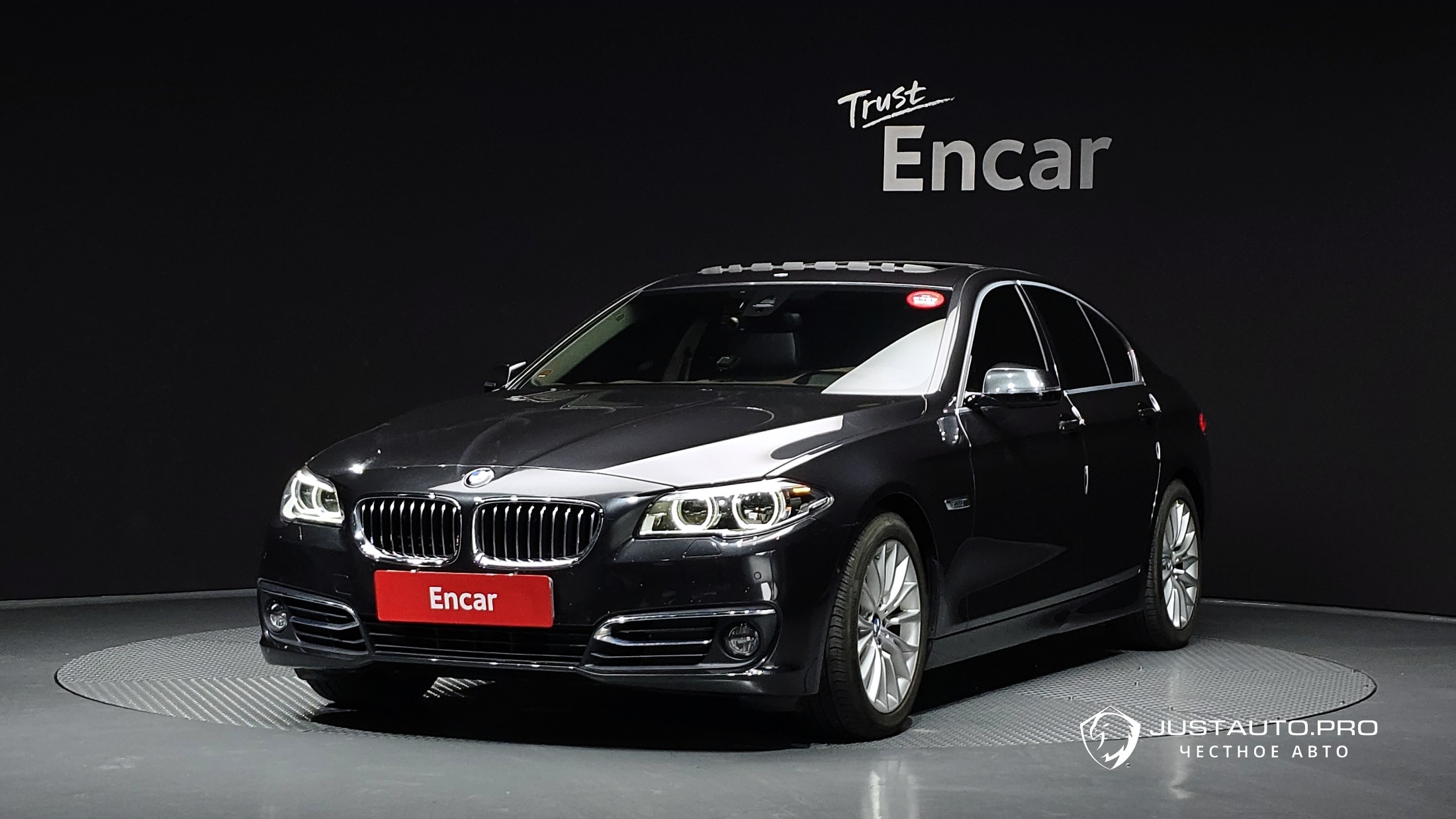 Автомобиль BMW 5-Series