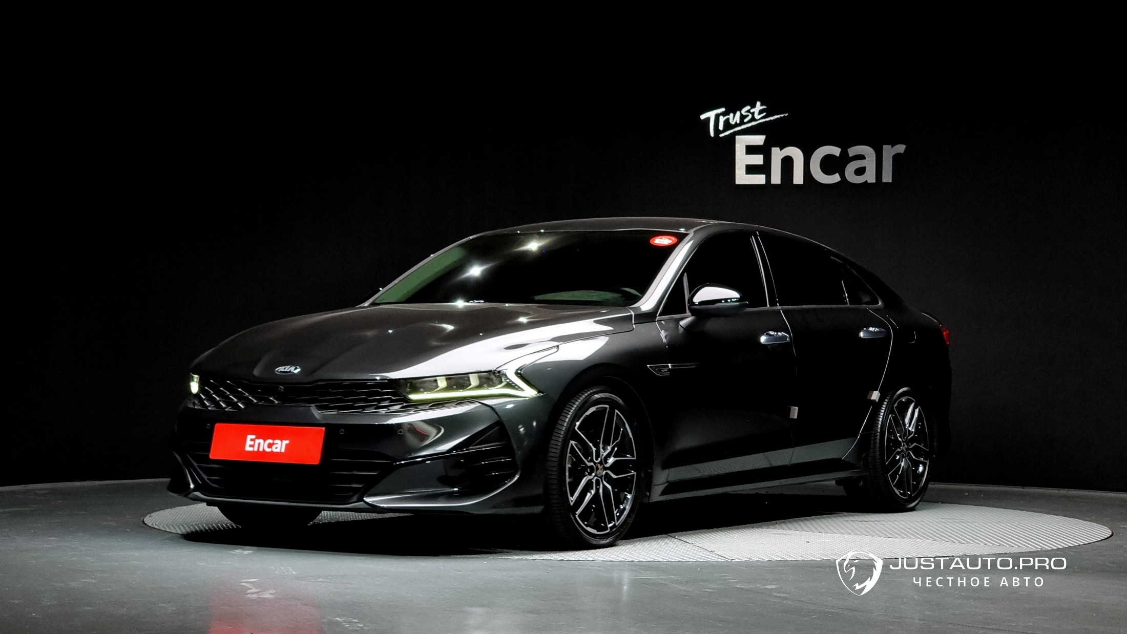 Автомобиль Kia K5