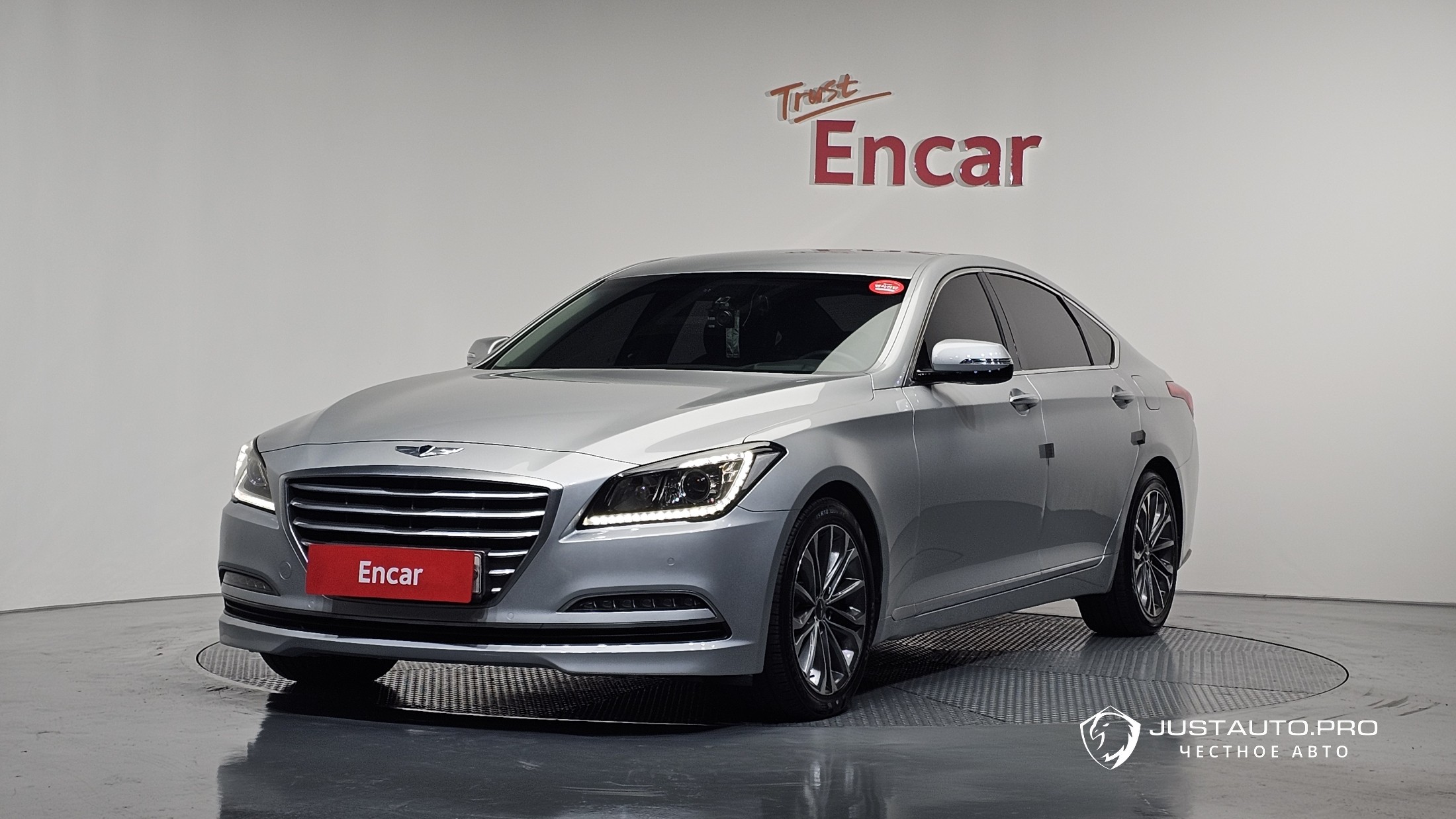 Автомобиль Hyundai Genesis