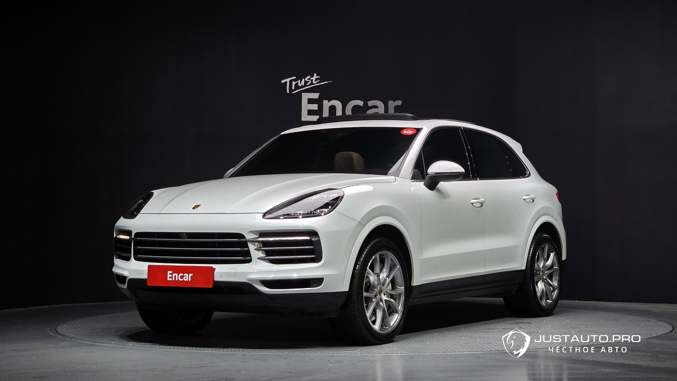 Автомобиль Porsche Cayenne