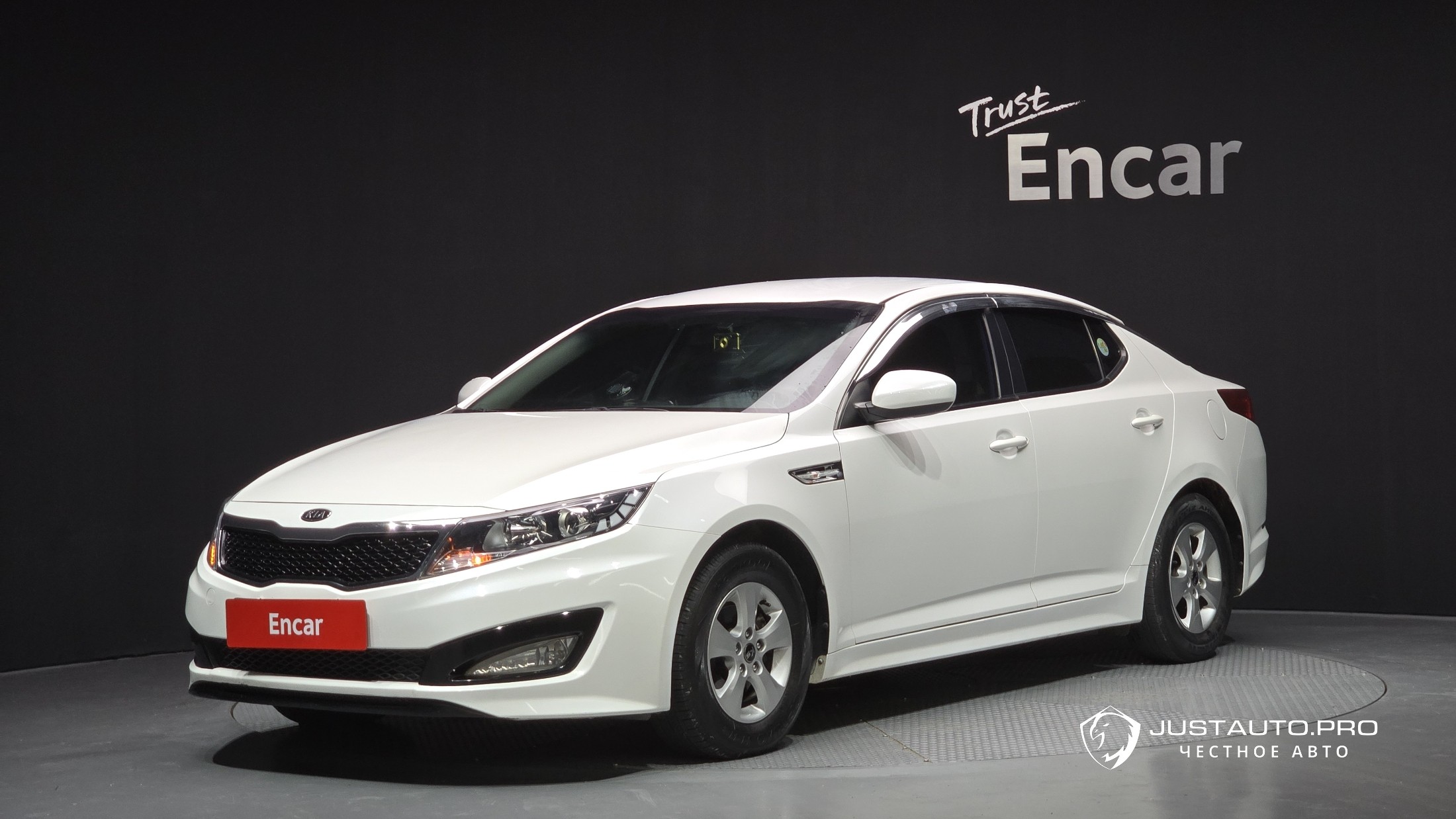 Автомобиль Kia K5