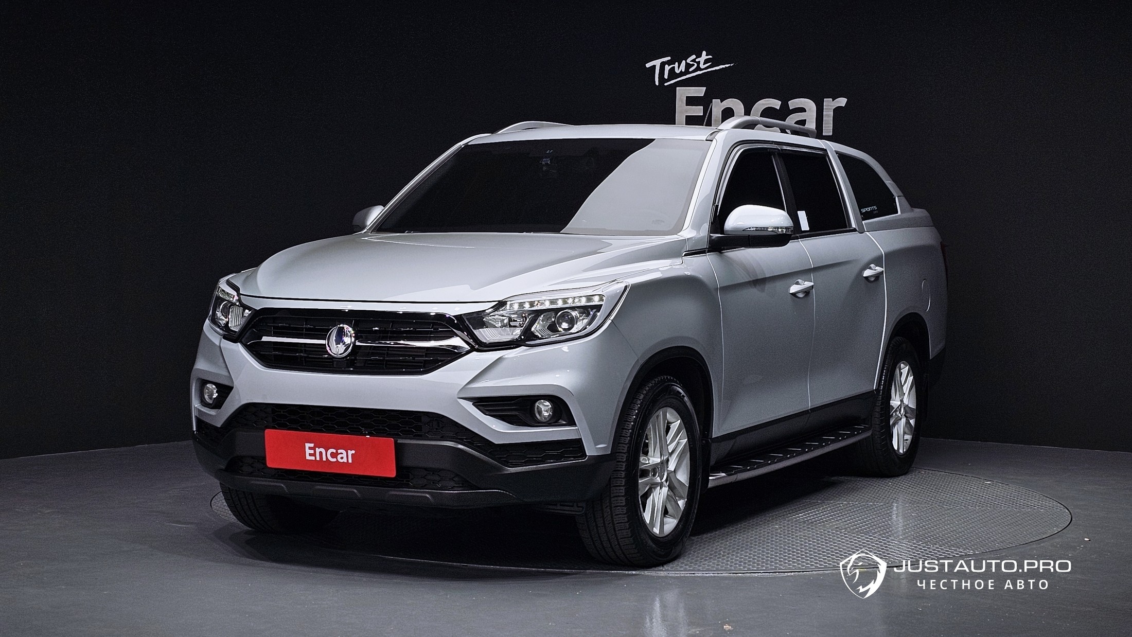 Автомобиль KG_Mobility_Ssangyong Rexton