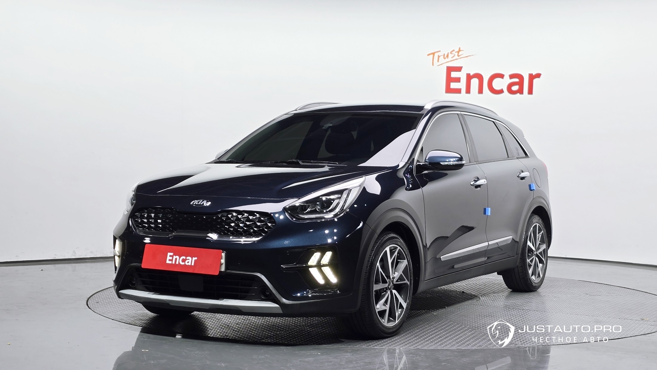 Автомобиль Kia Niro