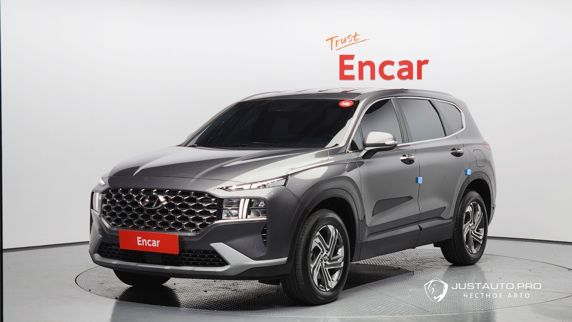 Автомобиль Hyundai Santafe