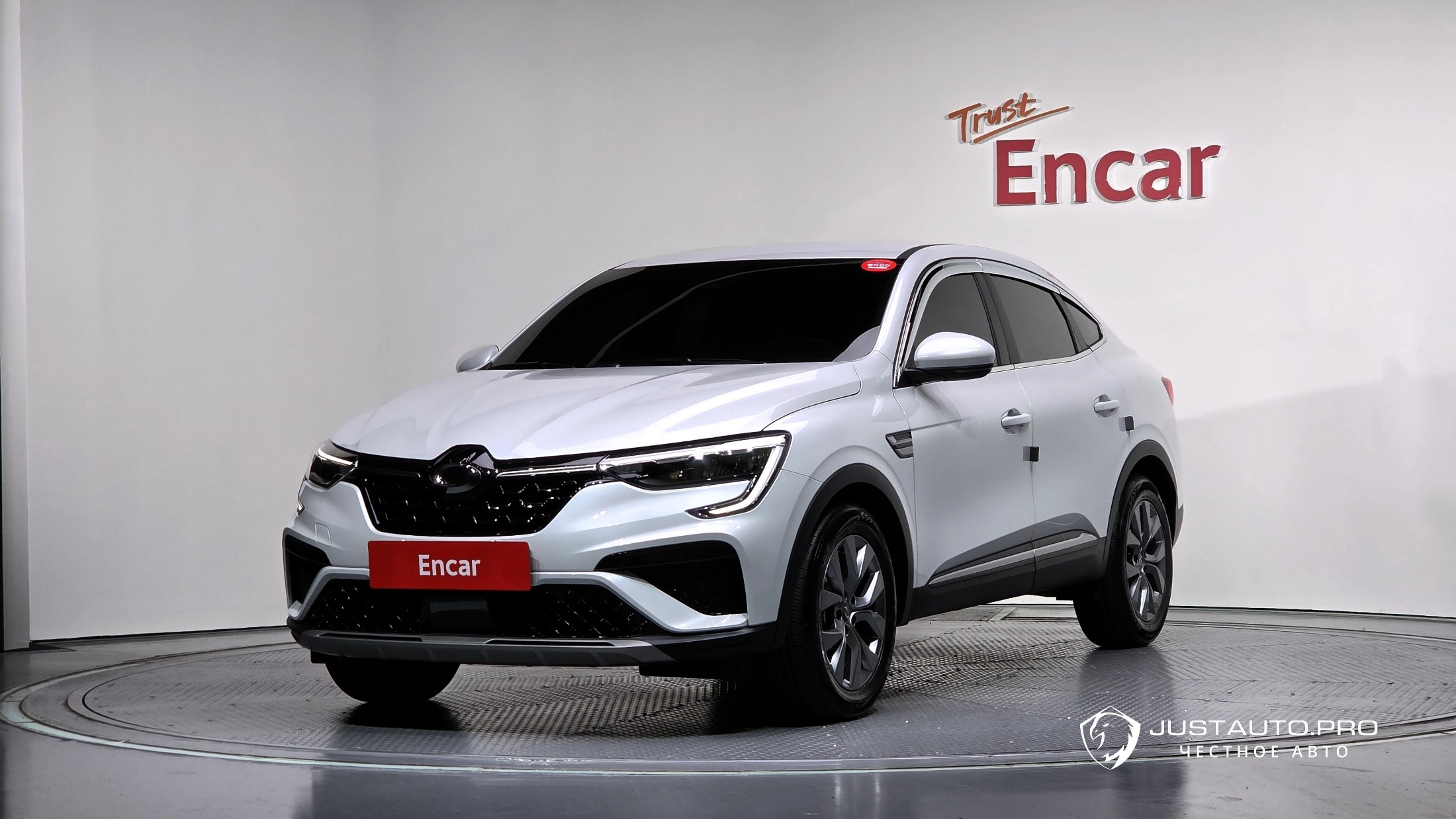 Автомобиль Renault-KoreaSamsung XM3