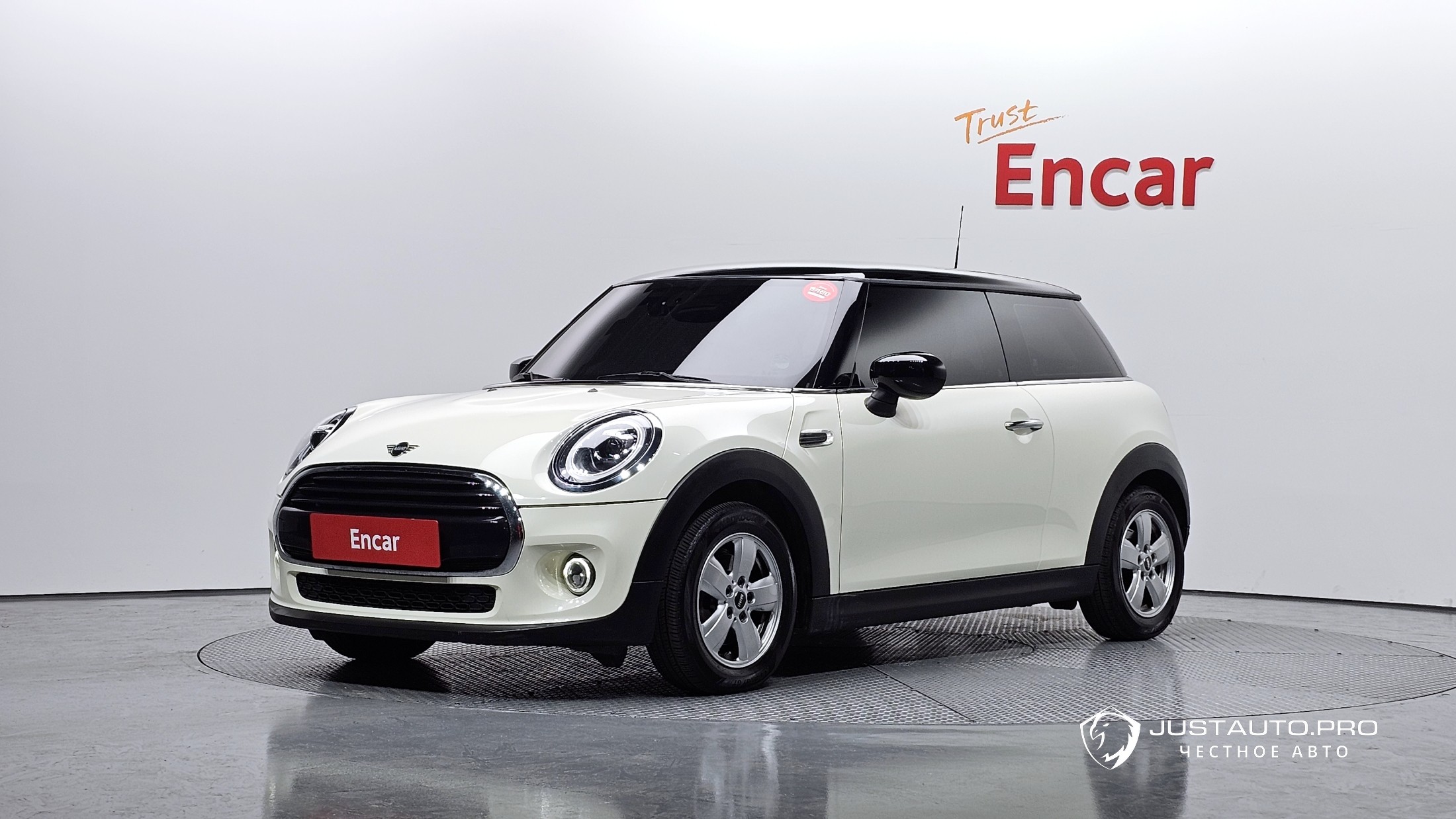 Автомобиль Mini Cooper