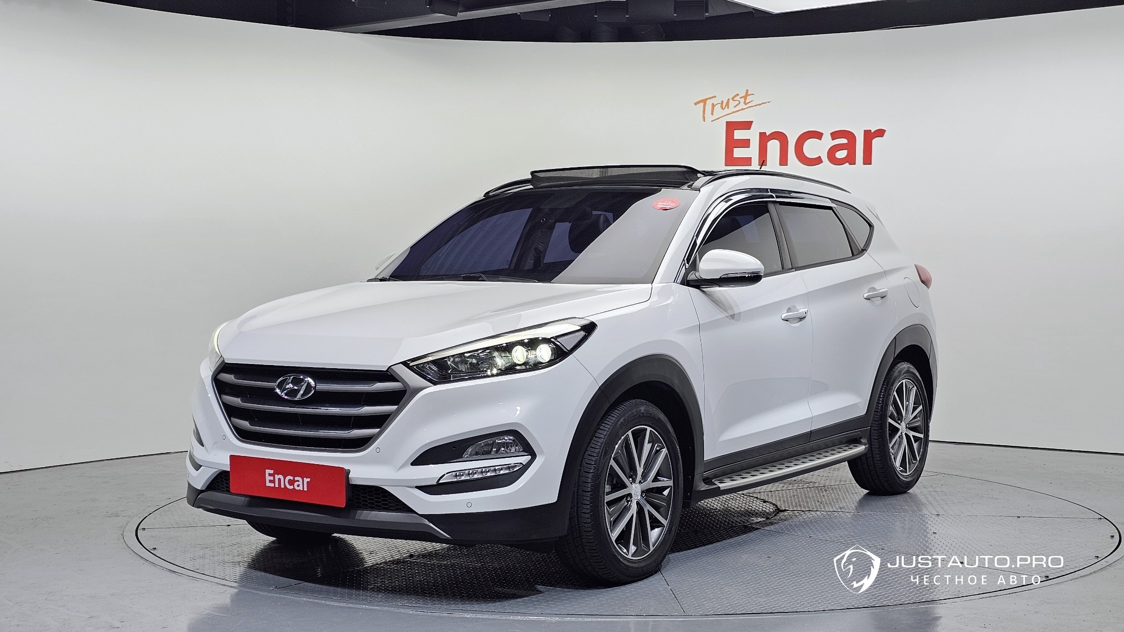 Автомобиль Hyundai Tucson