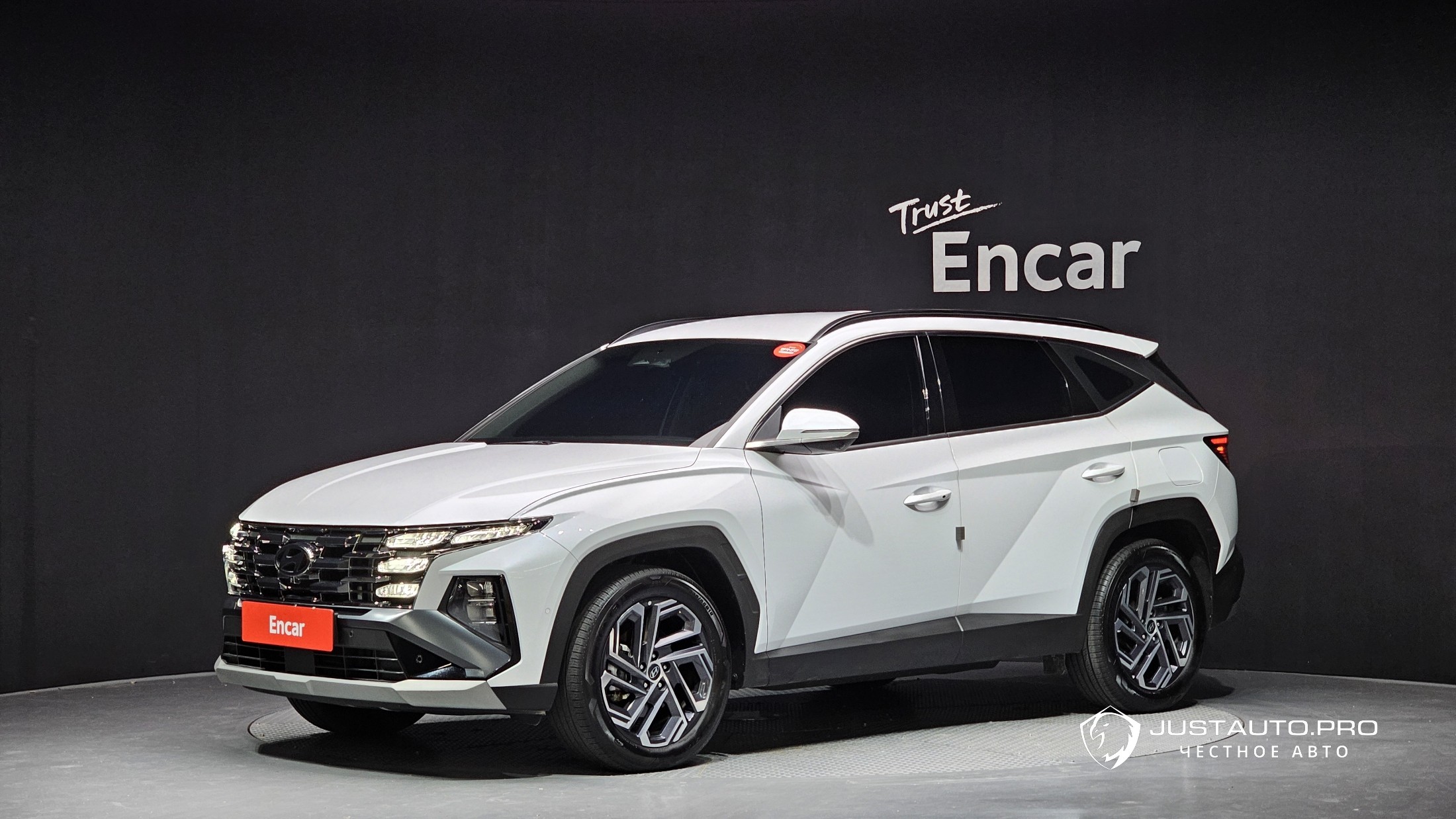 Автомобиль Hyundai Tucson