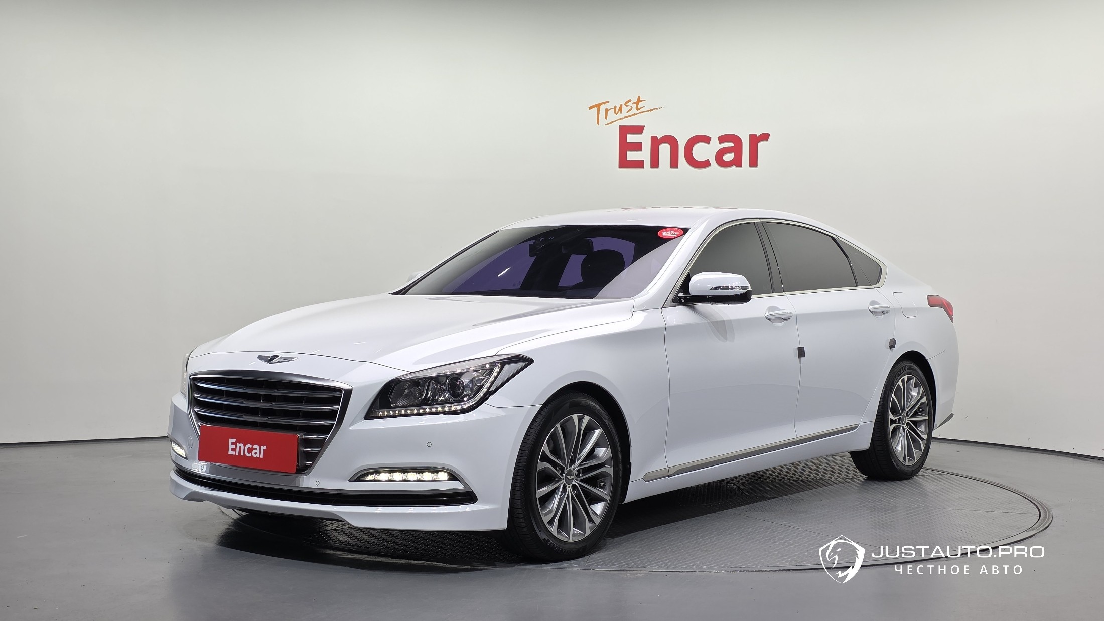 Автомобиль Hyundai Genesis