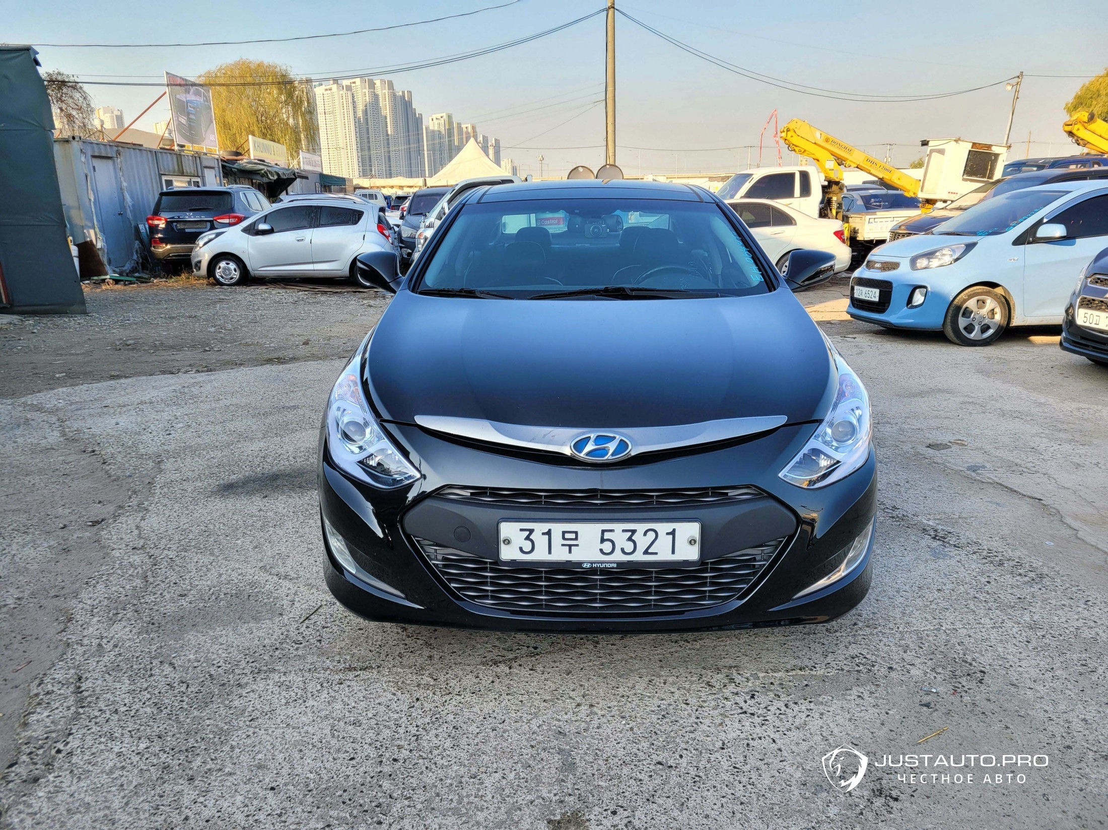 Автомобиль Hyundai Sonata