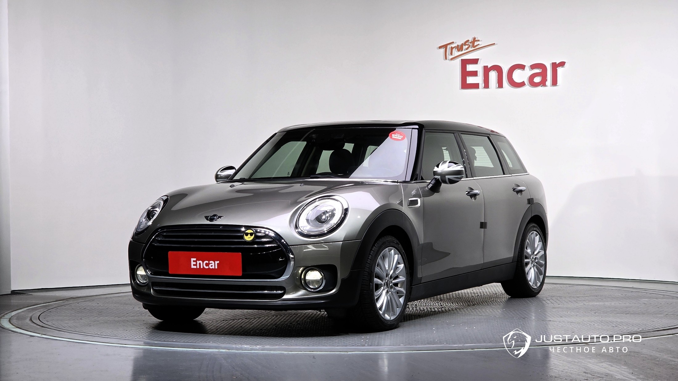 Автомобиль Mini Clubman