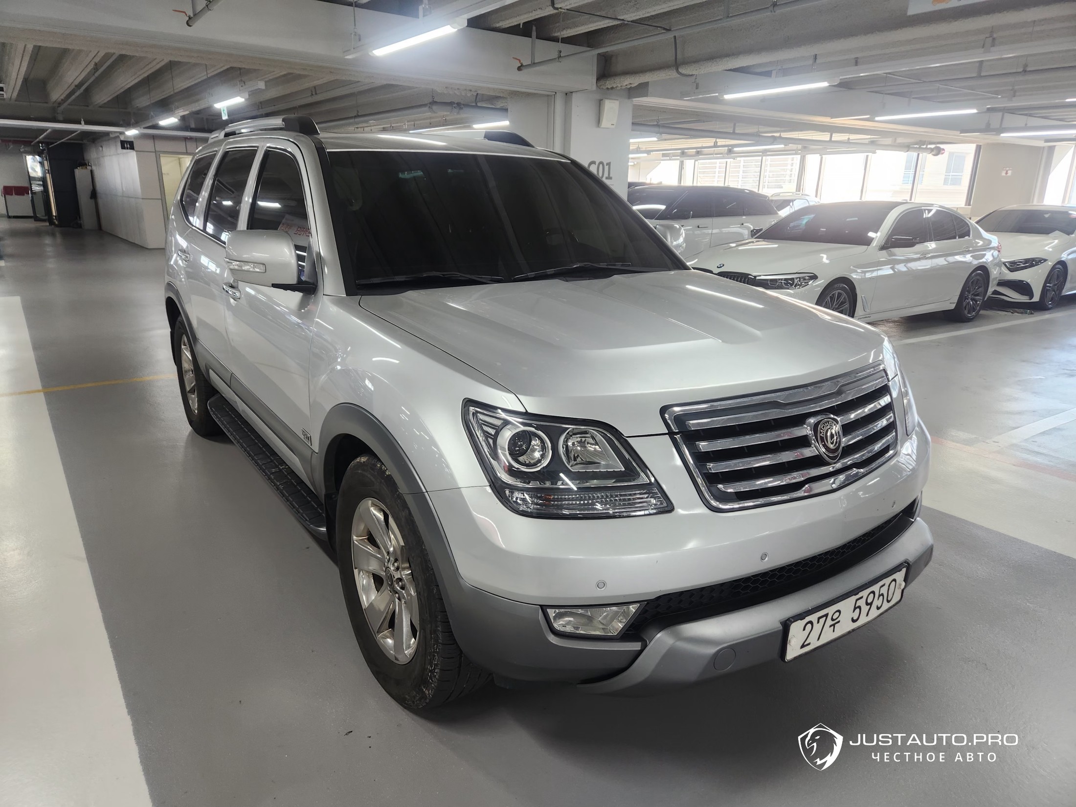 Автомобиль Kia Mohave