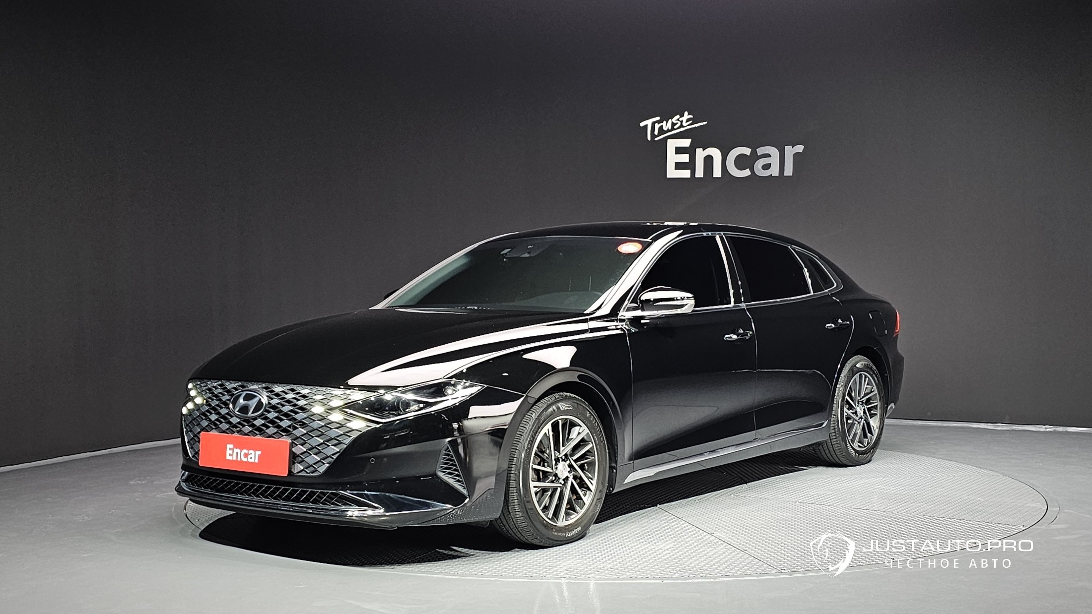 Автомобиль Hyundai Grandeur