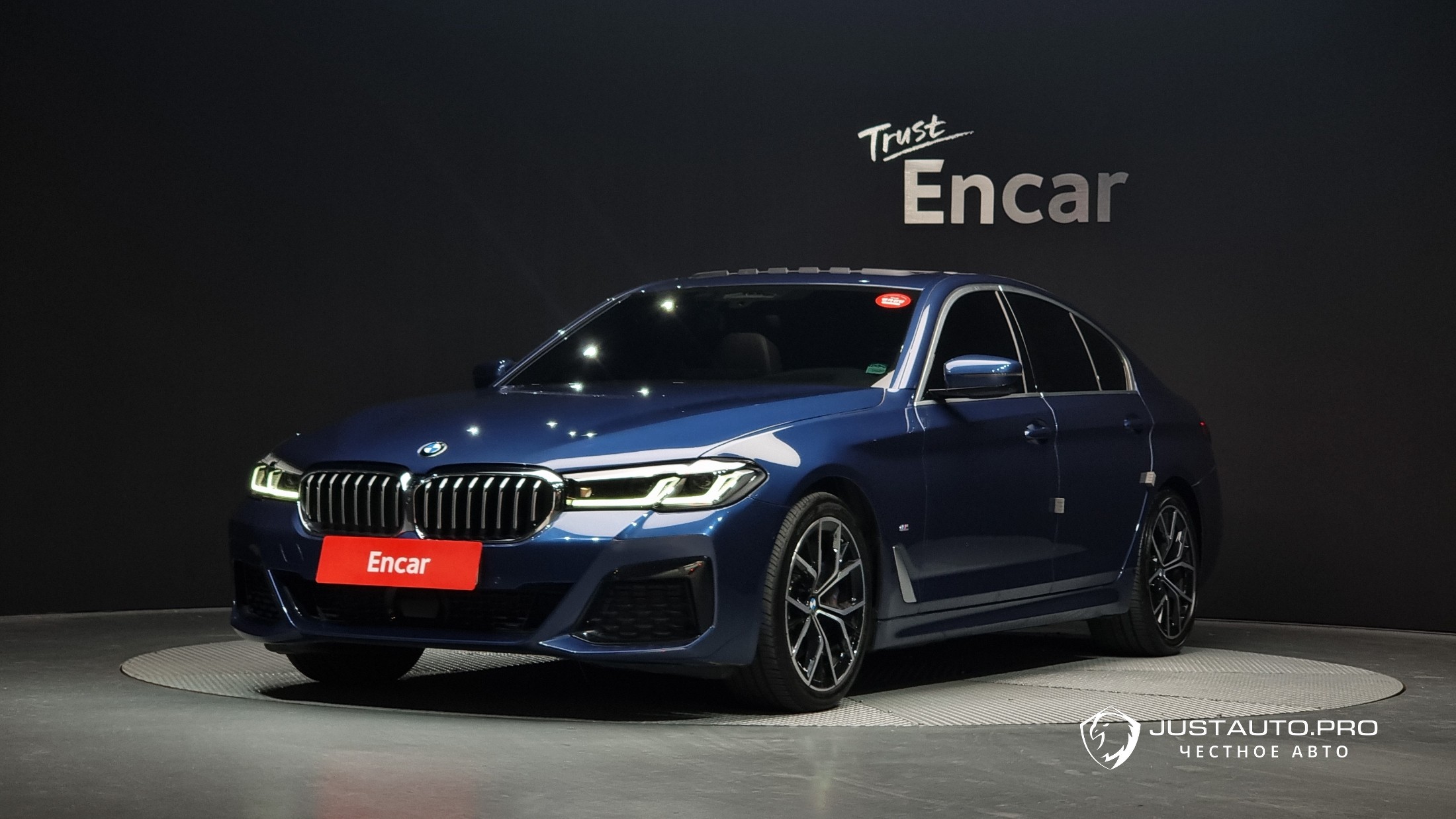 Автомобиль BMW 5-Series