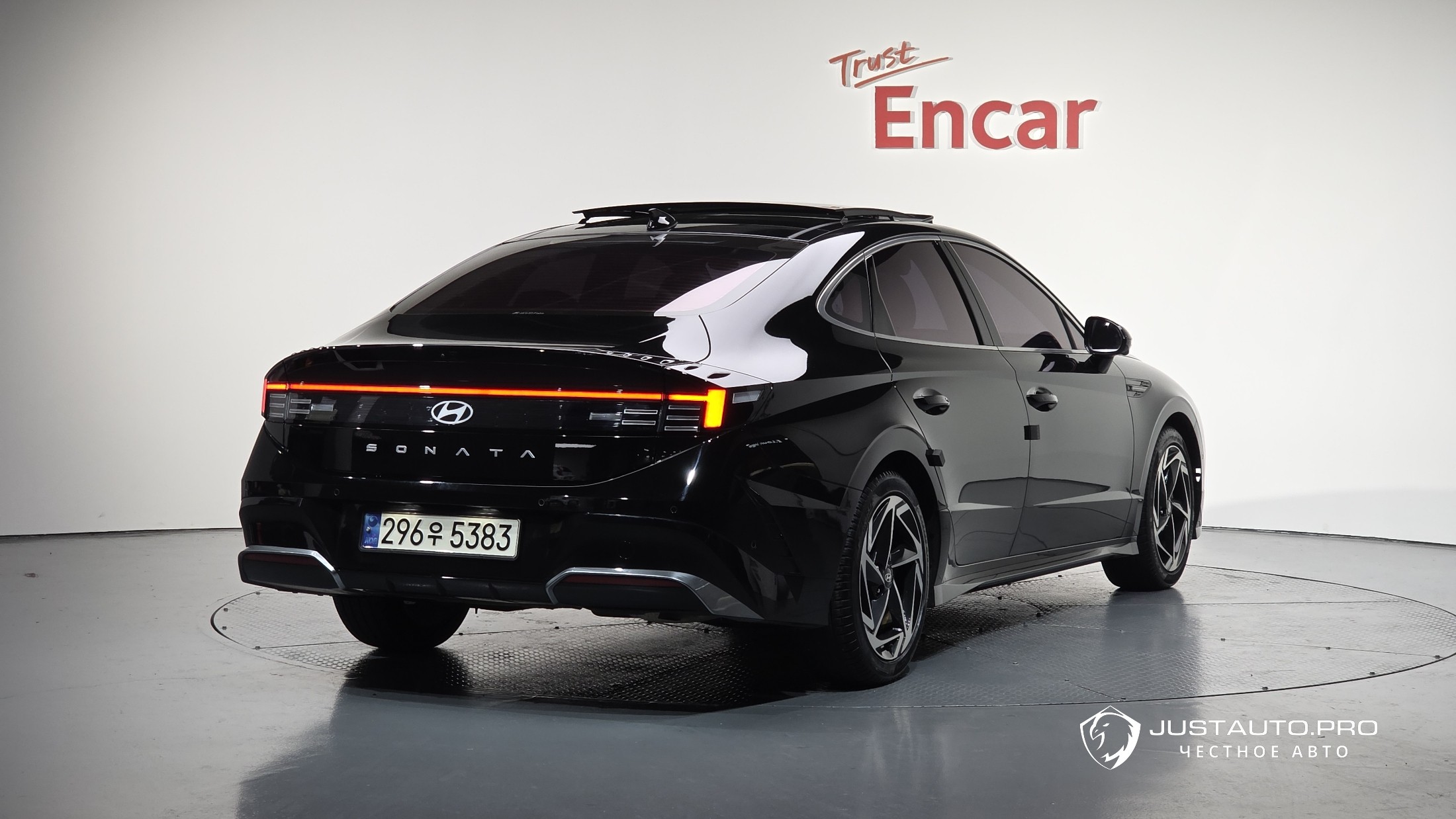 Автомобиль Hyundai Sonata