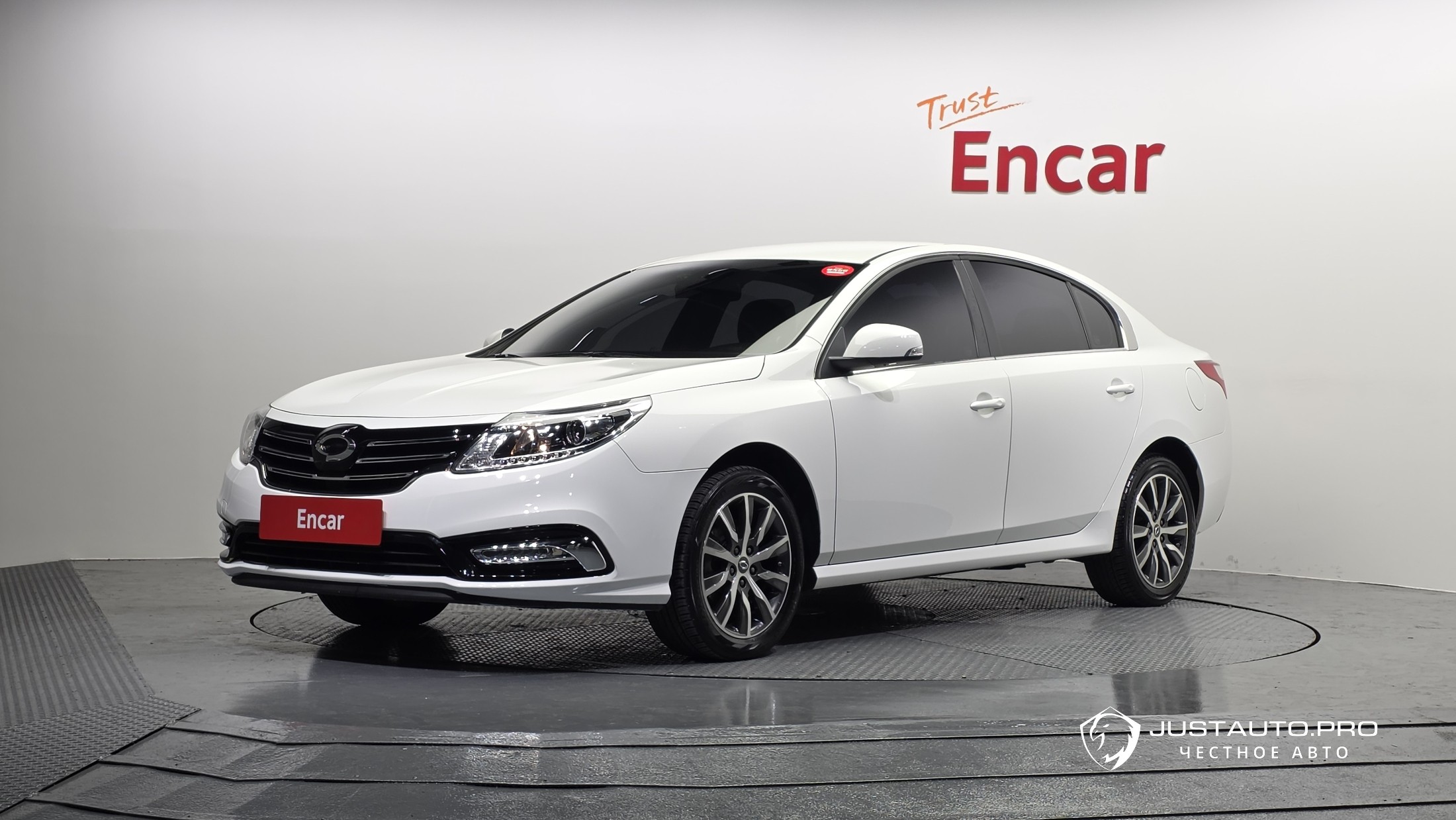 Автомобиль Renault-KoreaSamsung SM5 