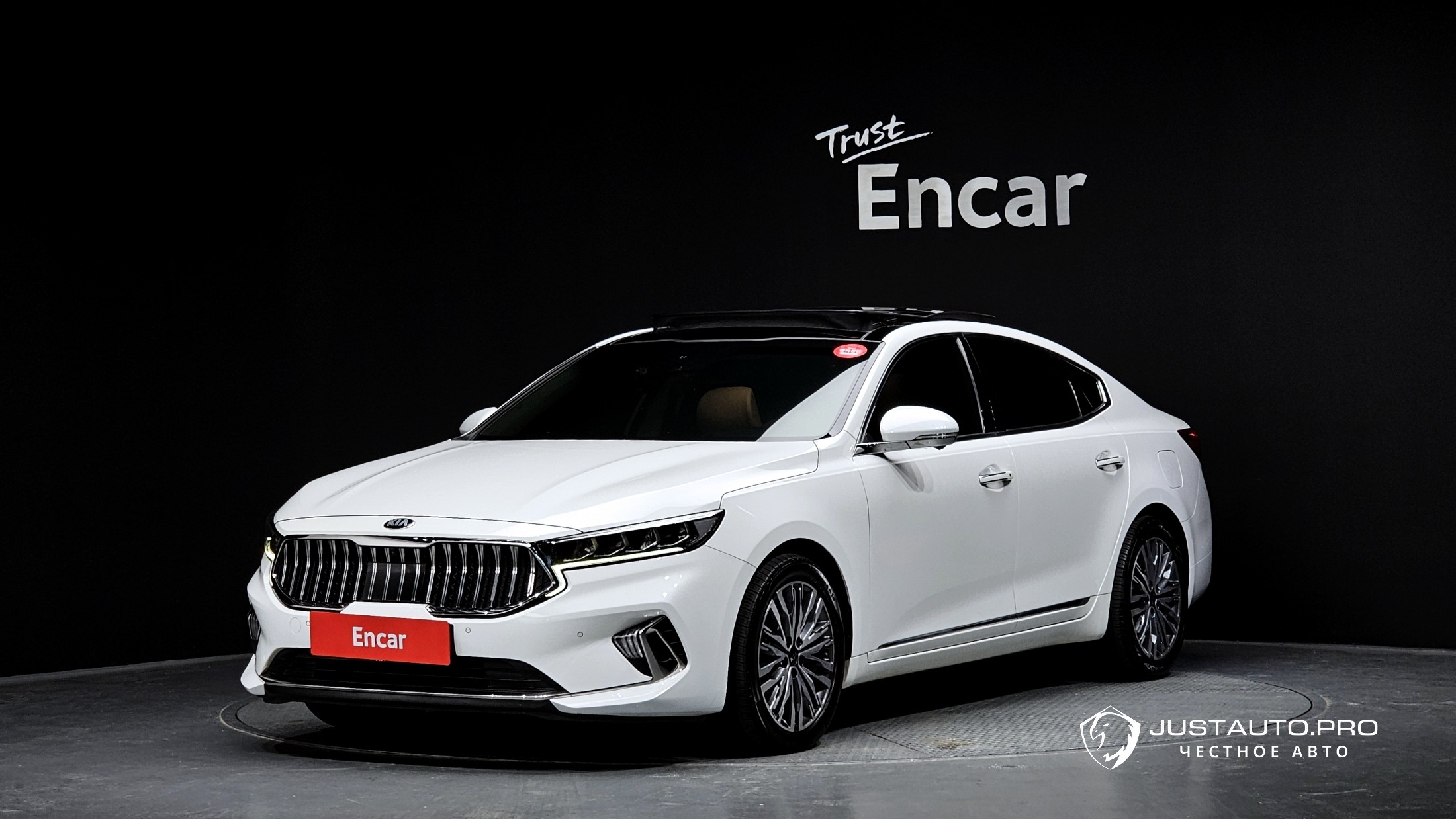 Автомобиль Kia K7