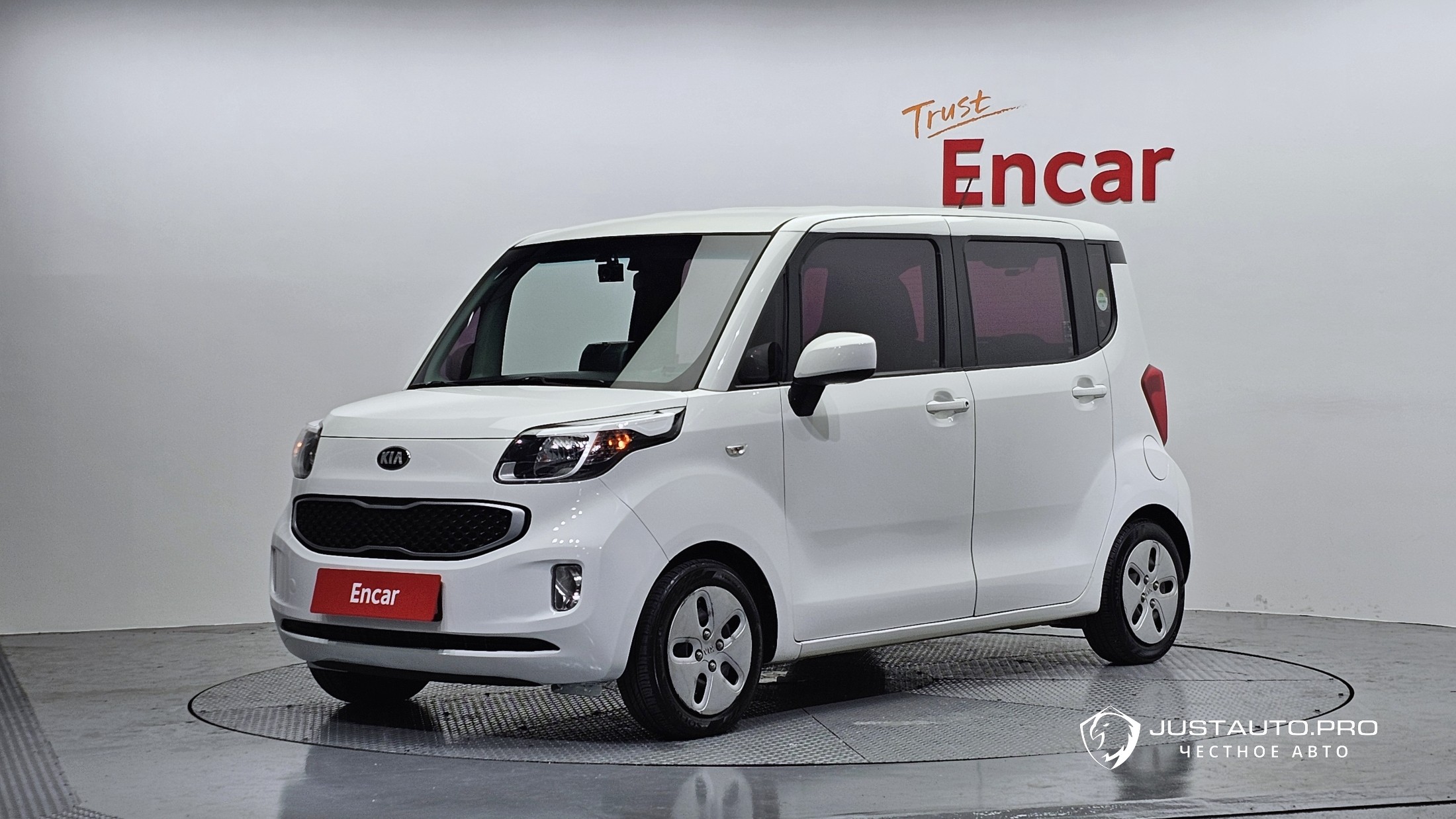 Автомобиль Kia RAY