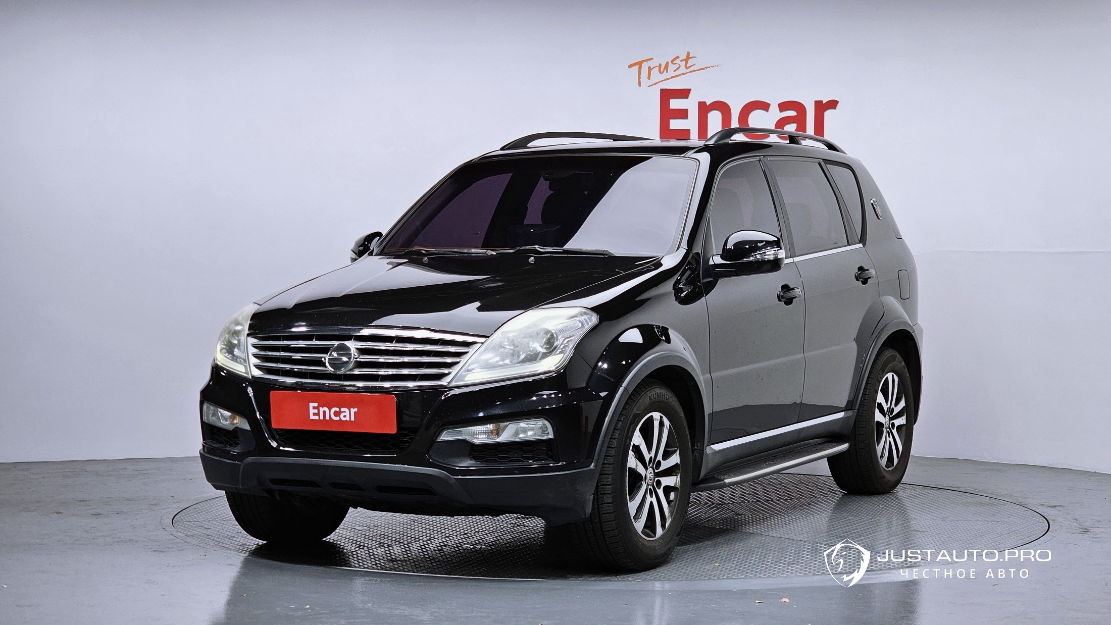 Автомобиль KG_Mobility_Ssangyong Rexton