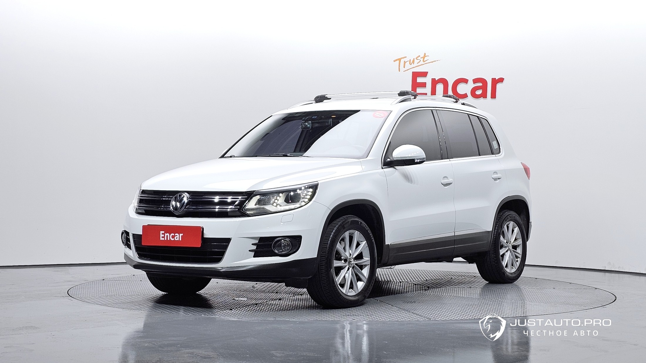 Автомобиль Volkswagen Tiguan