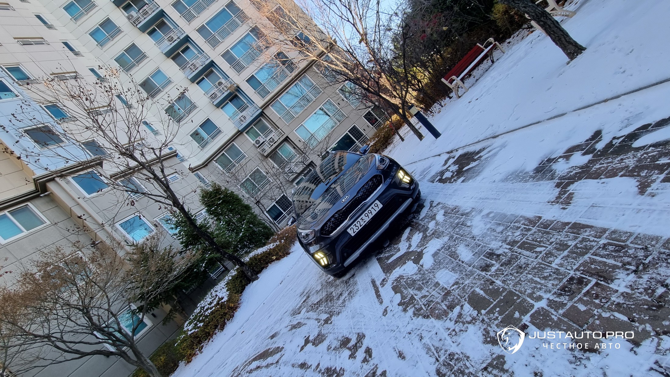 Автомобиль Kia Niro