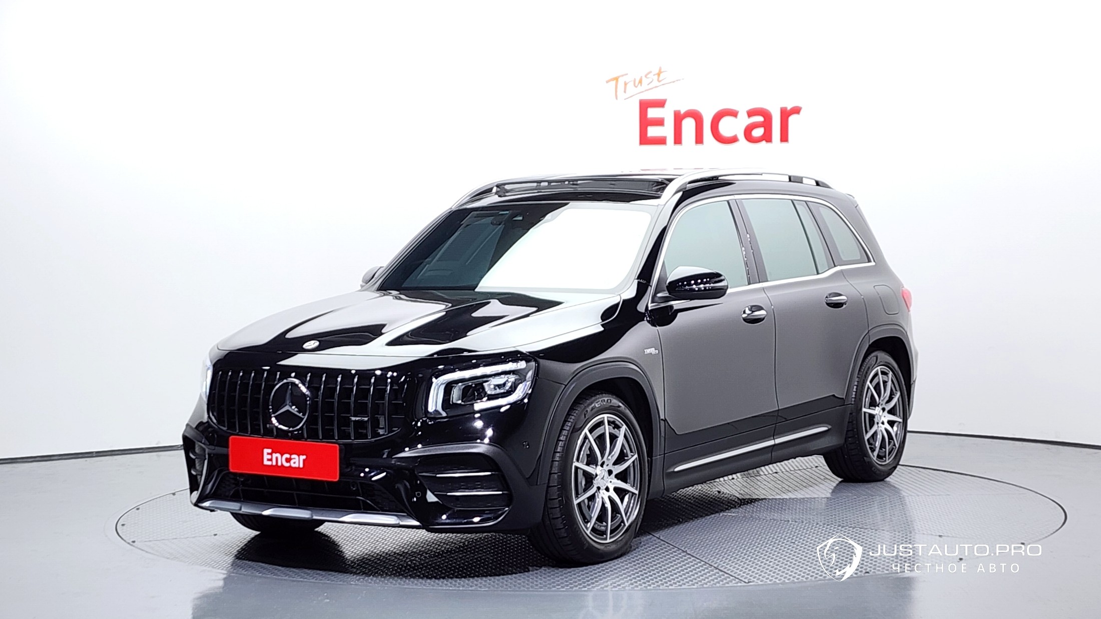 Автомобиль Mercedes-Benz GLB-Class