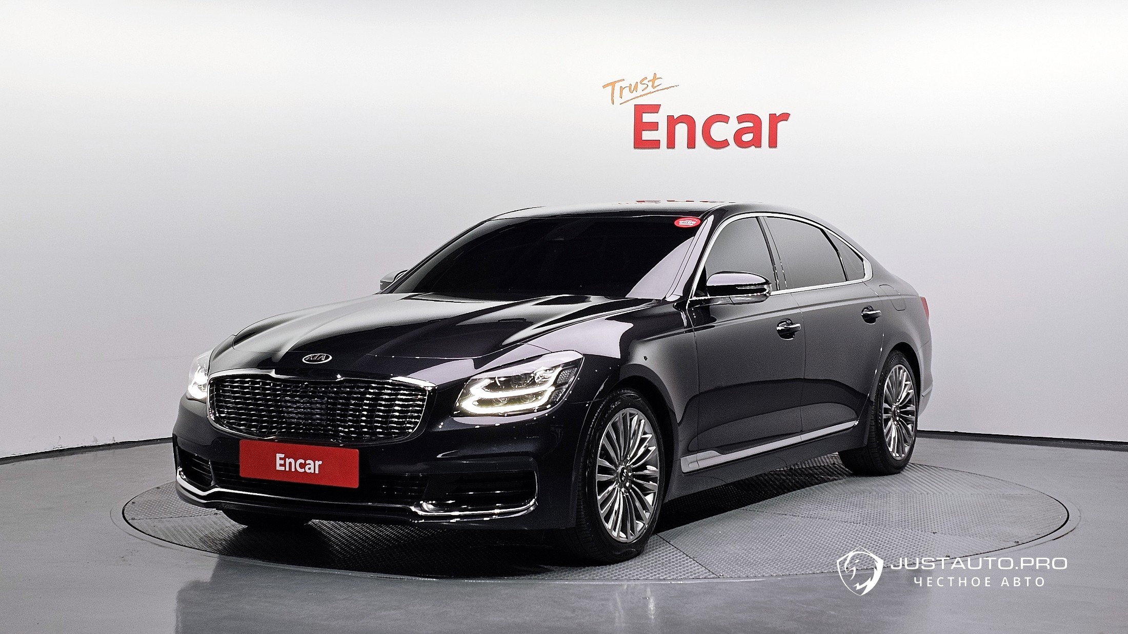 Автомобиль Kia K9