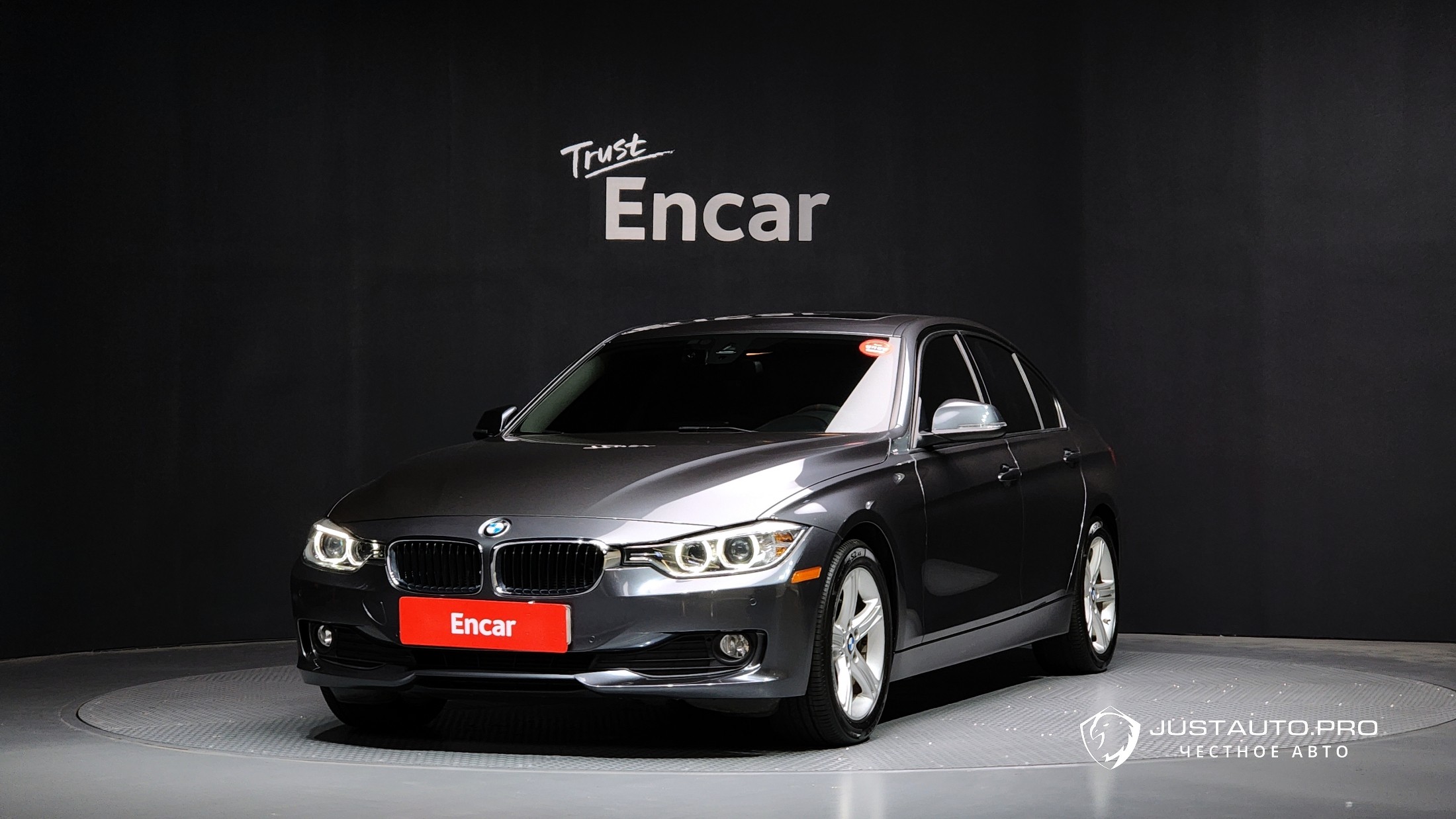 Автомобиль BMW 3-Series