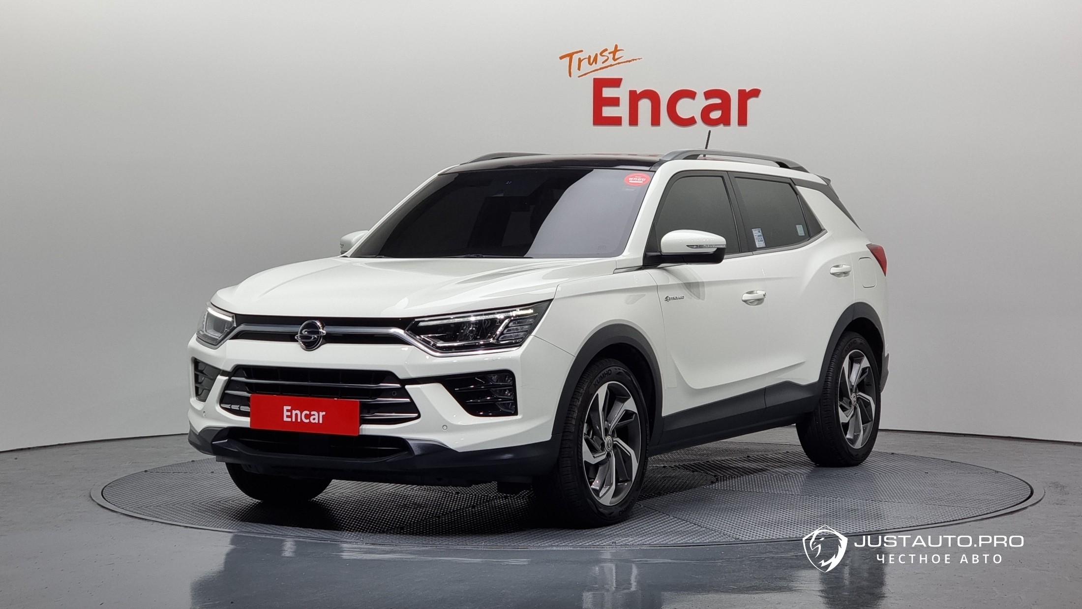 Автомобиль KG_Mobility_Ssangyong KORANDO