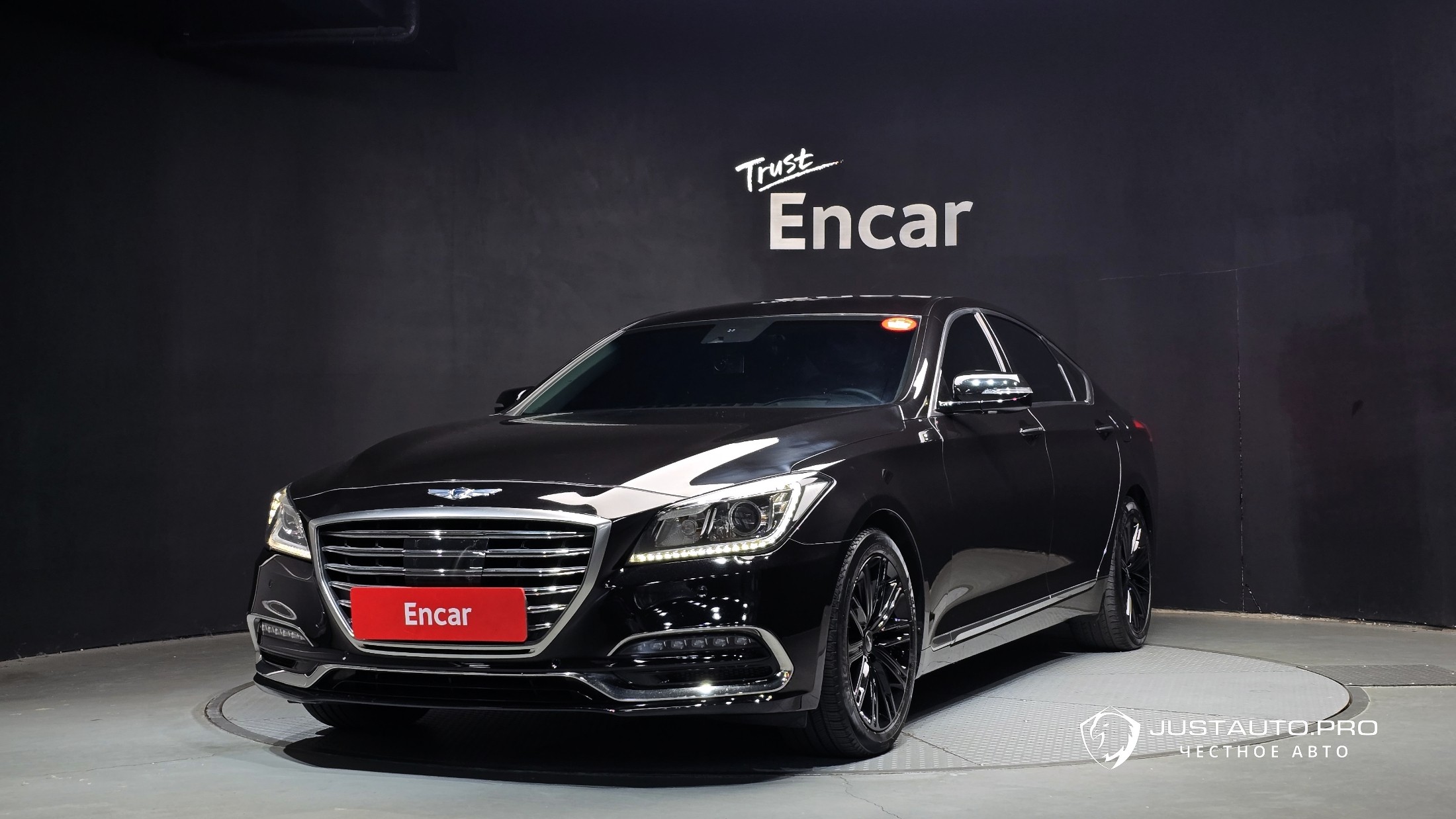 Автомобиль Genesis G80