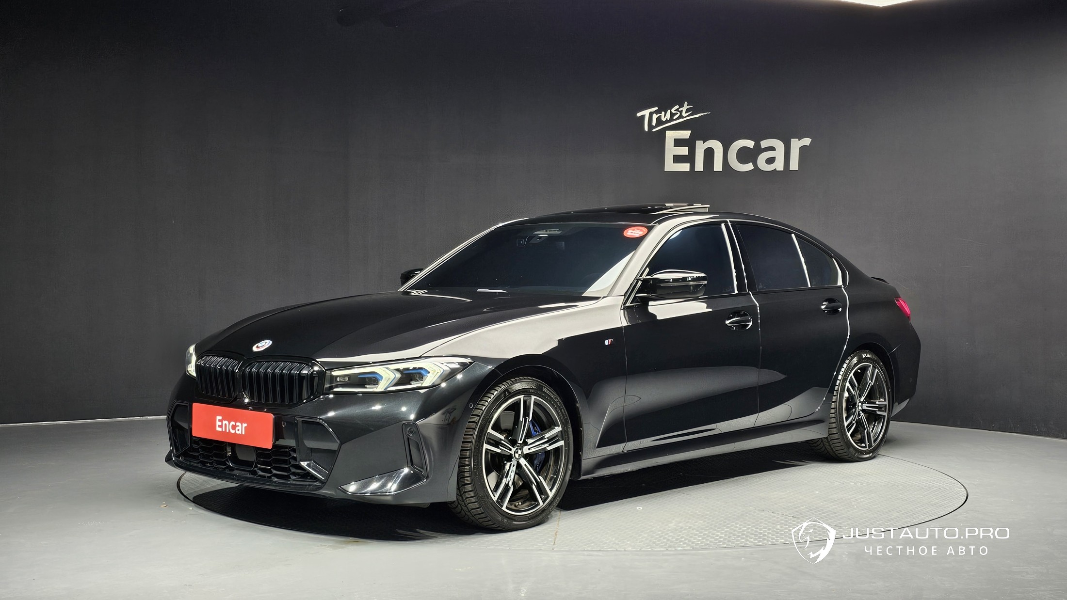 Автомобиль BMW 3-Series