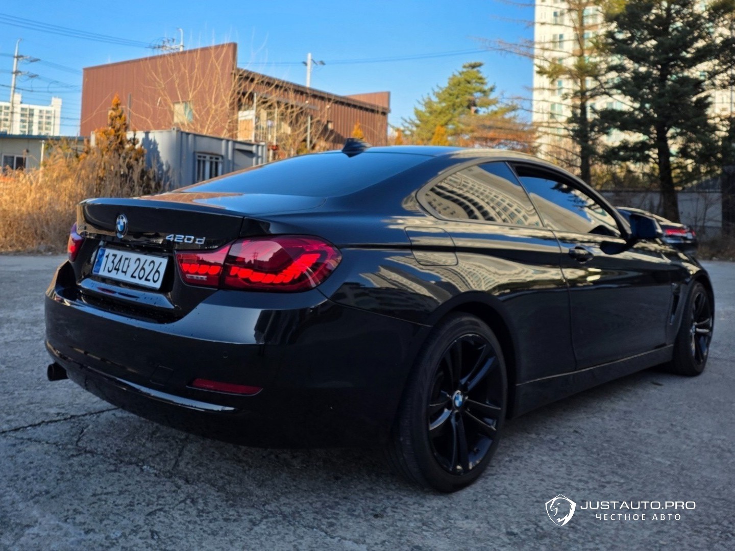 Автомобиль BMW 4-Series