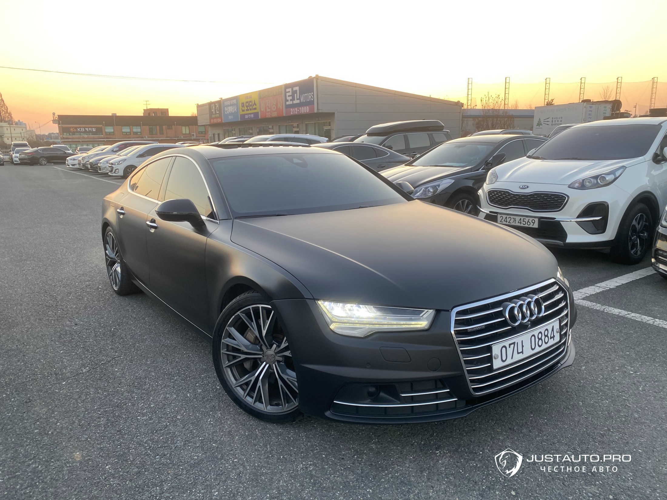 Автомобиль Audi A7